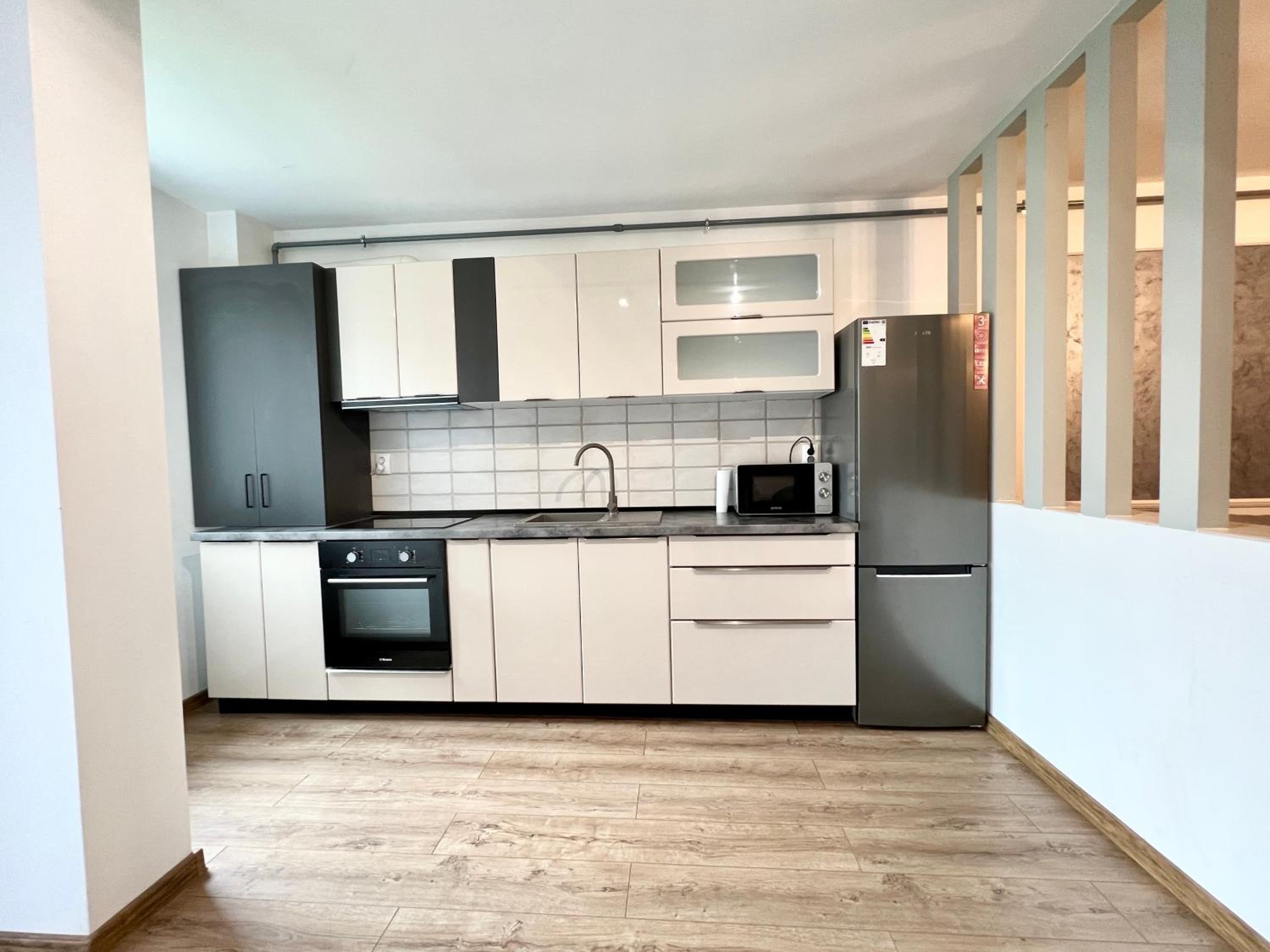 LOTUS APARTAMENTS
