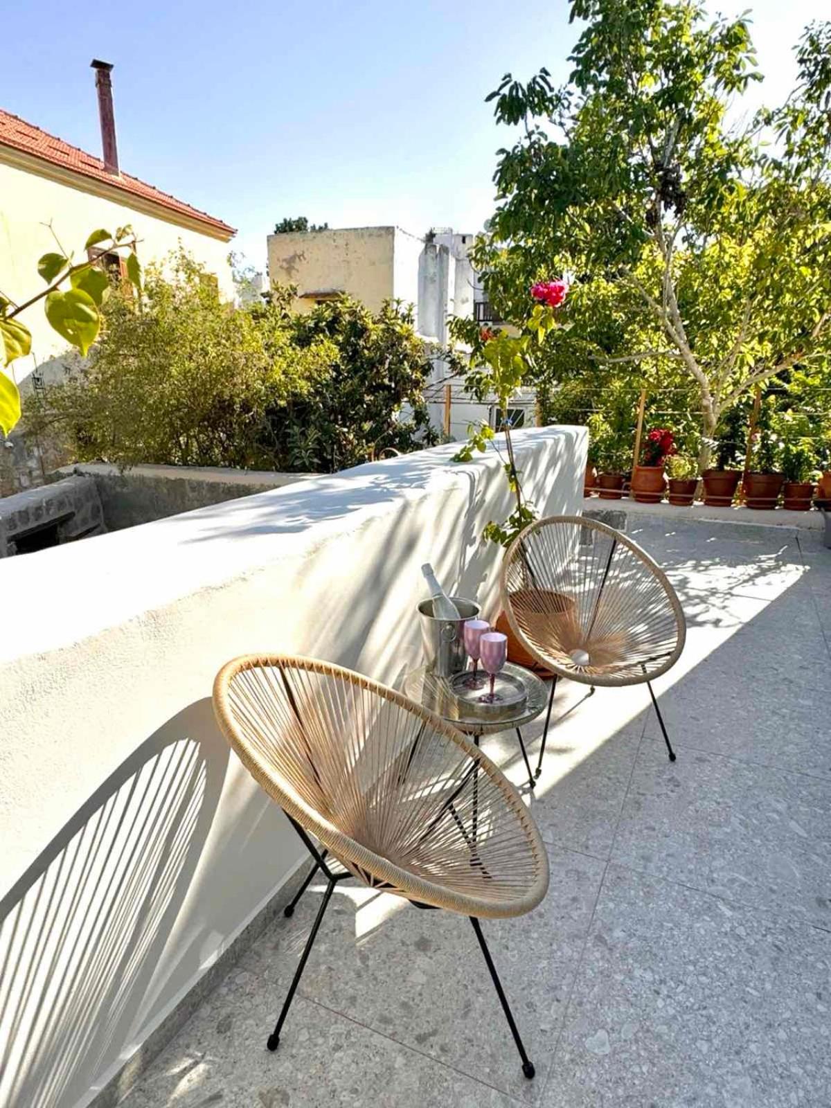 Vetus Vicinato Luxury Homes