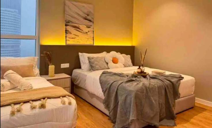 Quill Residence Luxury 3Pax Designer Suite by Hausome