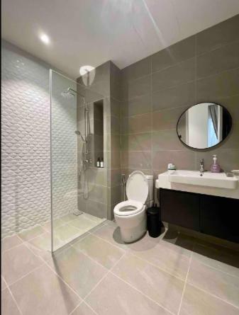 Quill Residence Luxury 3Pax Designer Suite by Hausome