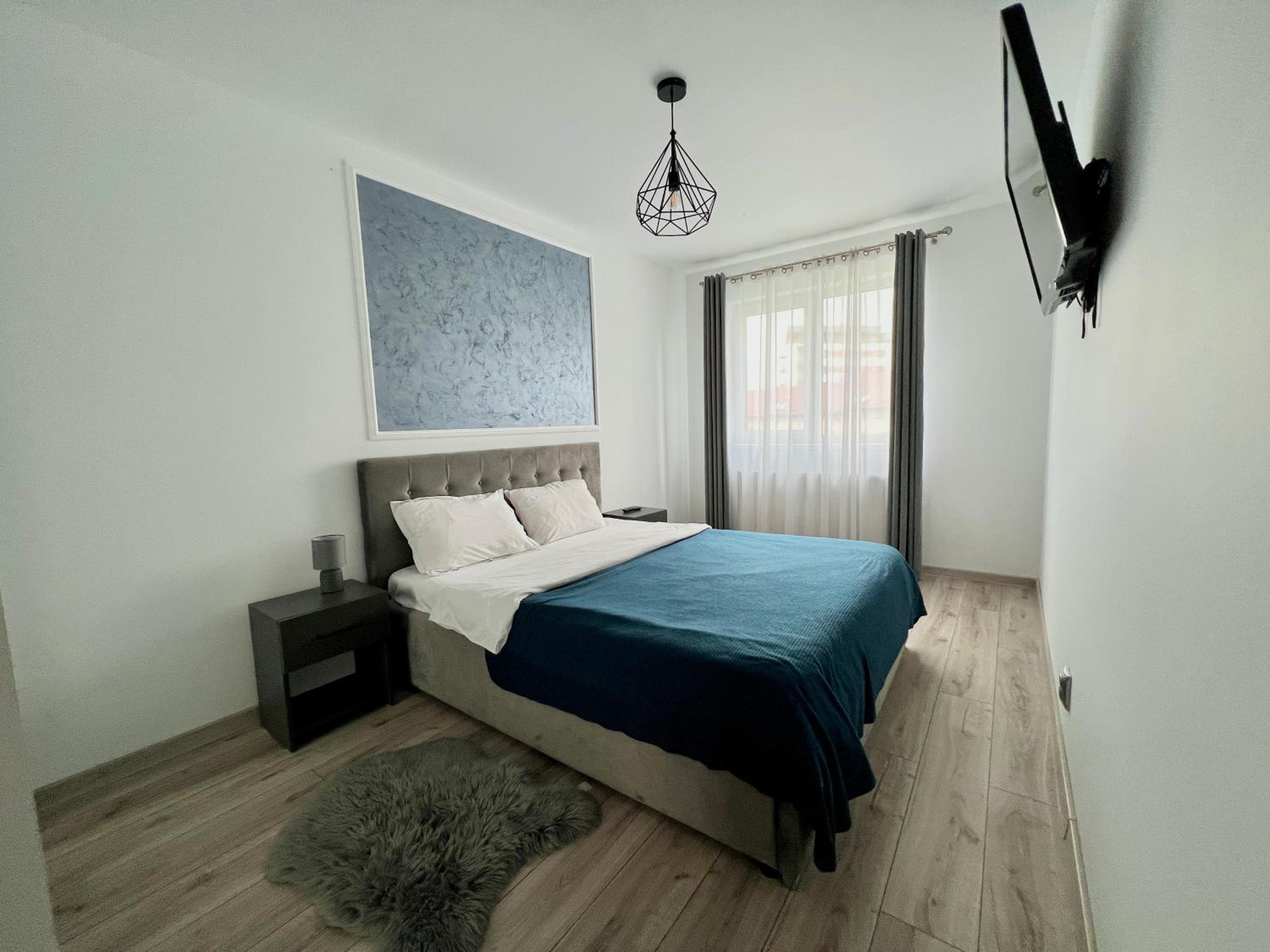LOTUS APARTAMENTS