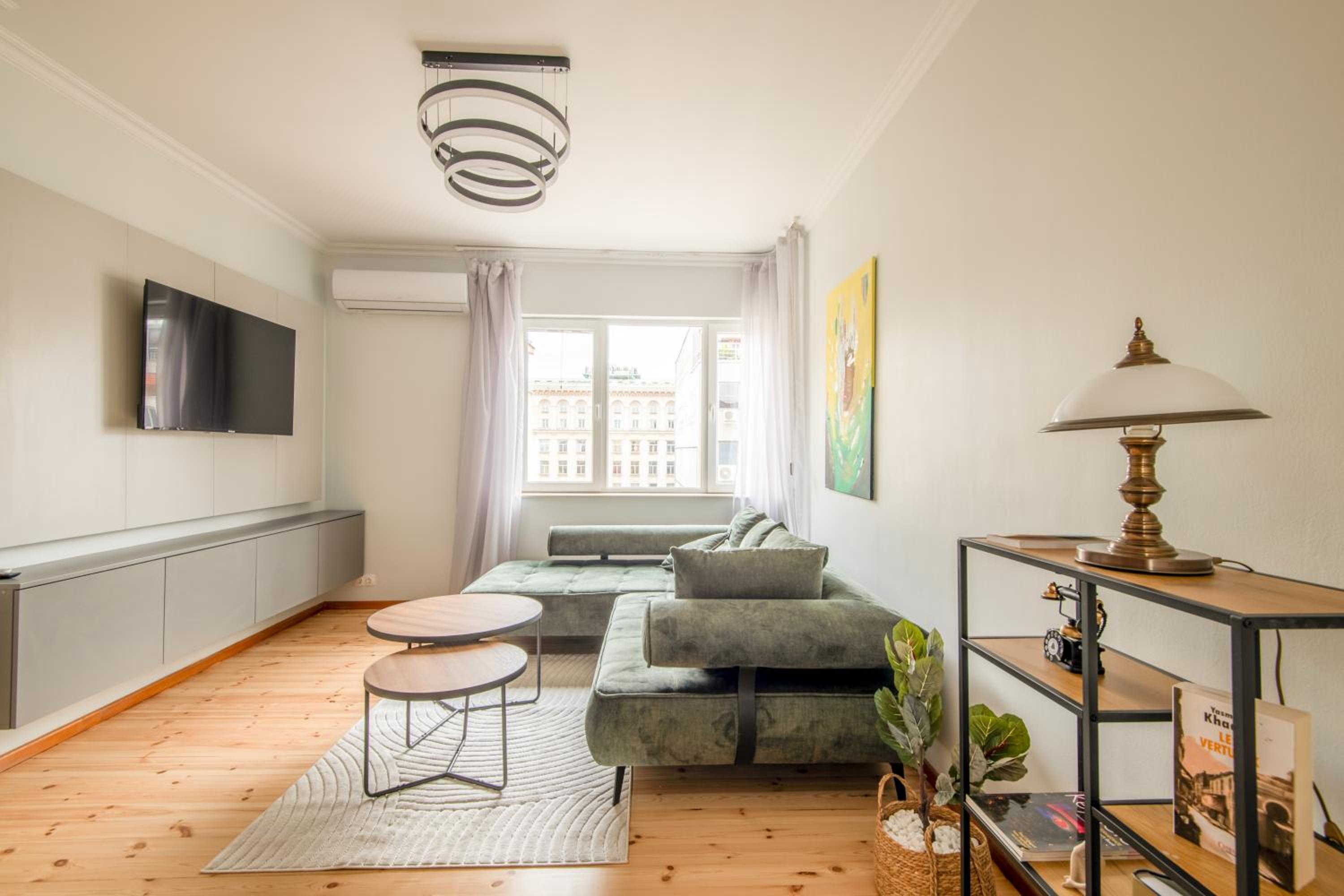 A luxurious 2 bedroom apartment in center Sofia