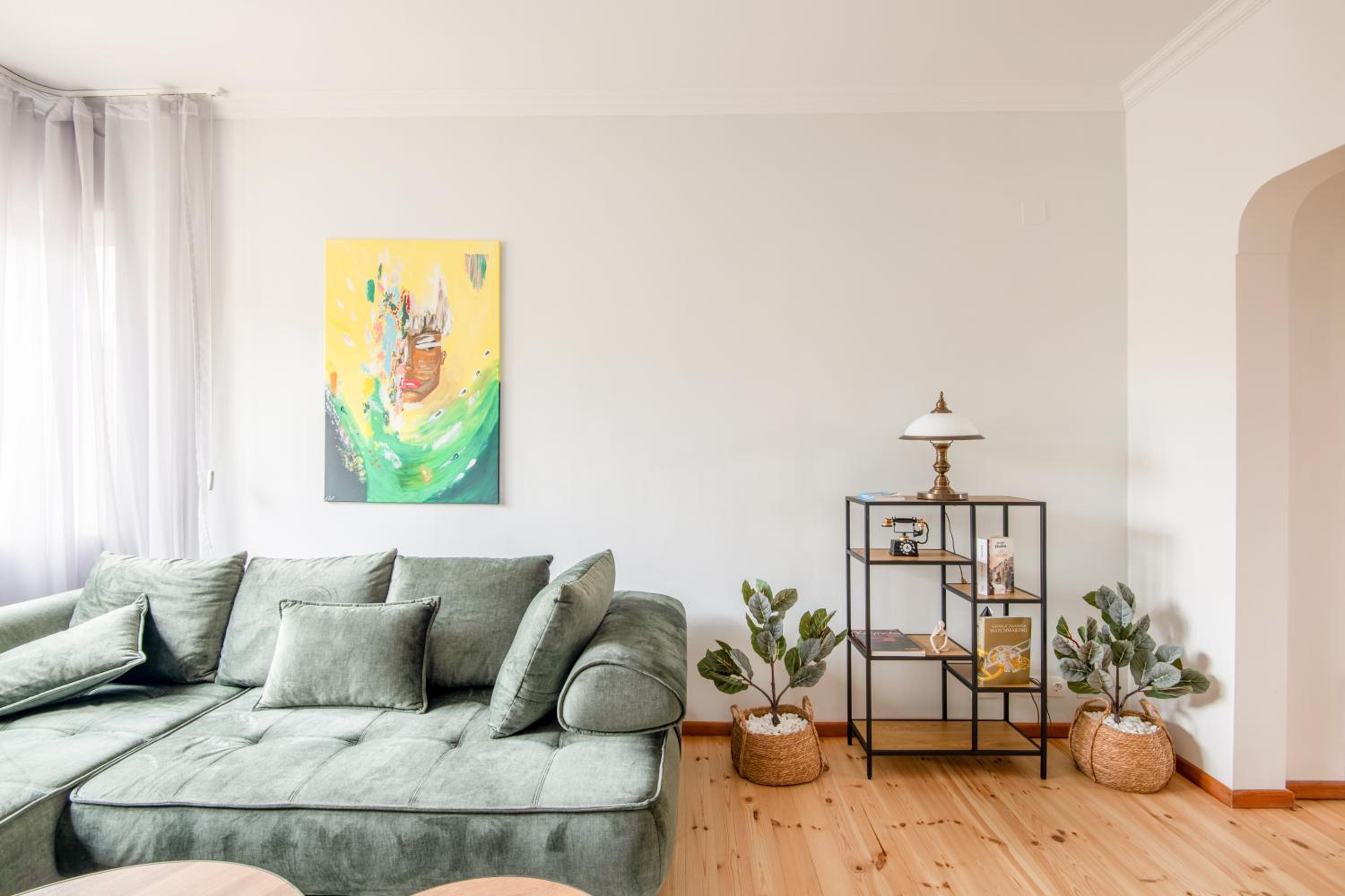 A luxurious 2 bedroom apartment in center Sofia