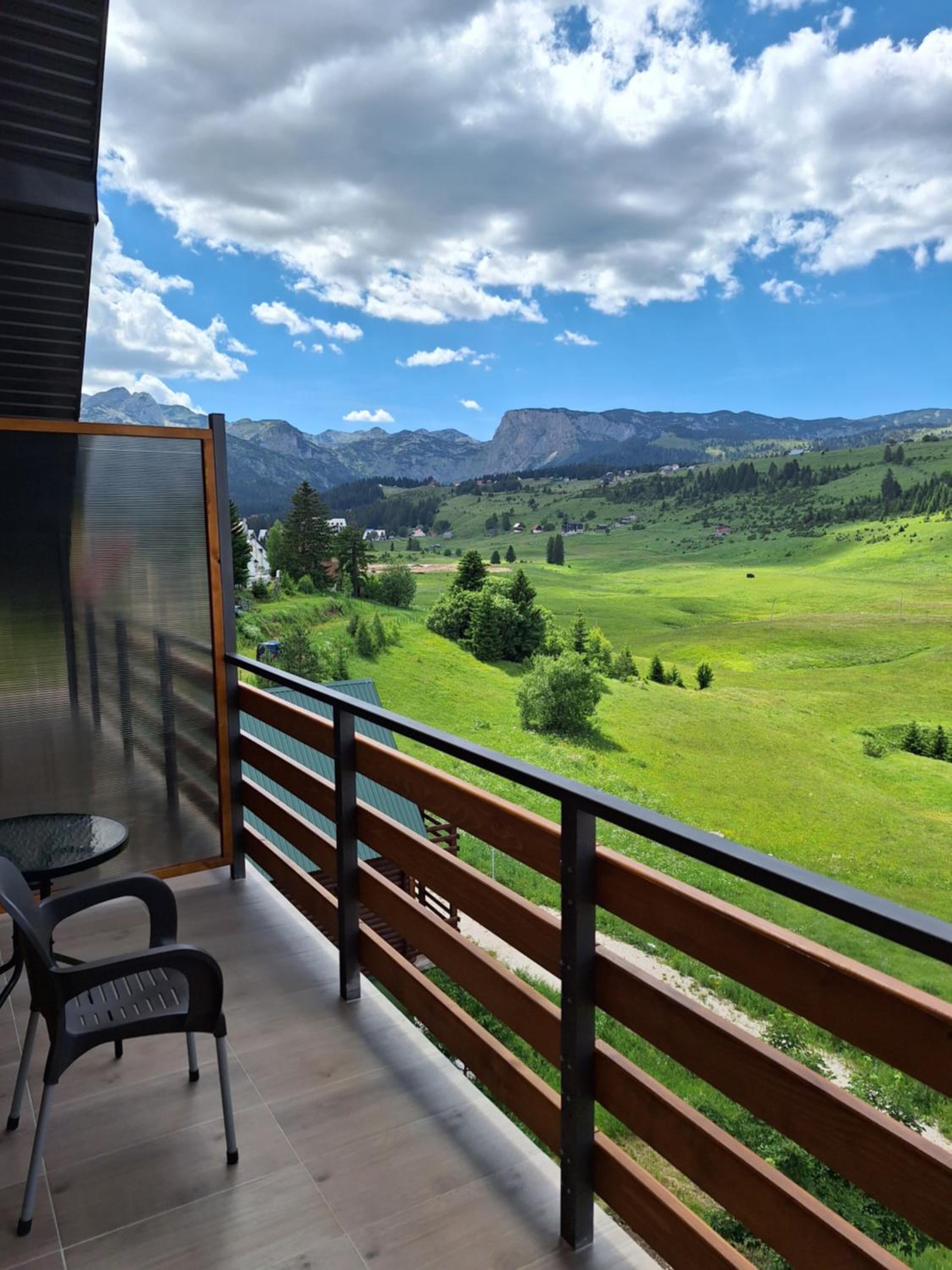 Apartmani Srećko view 5