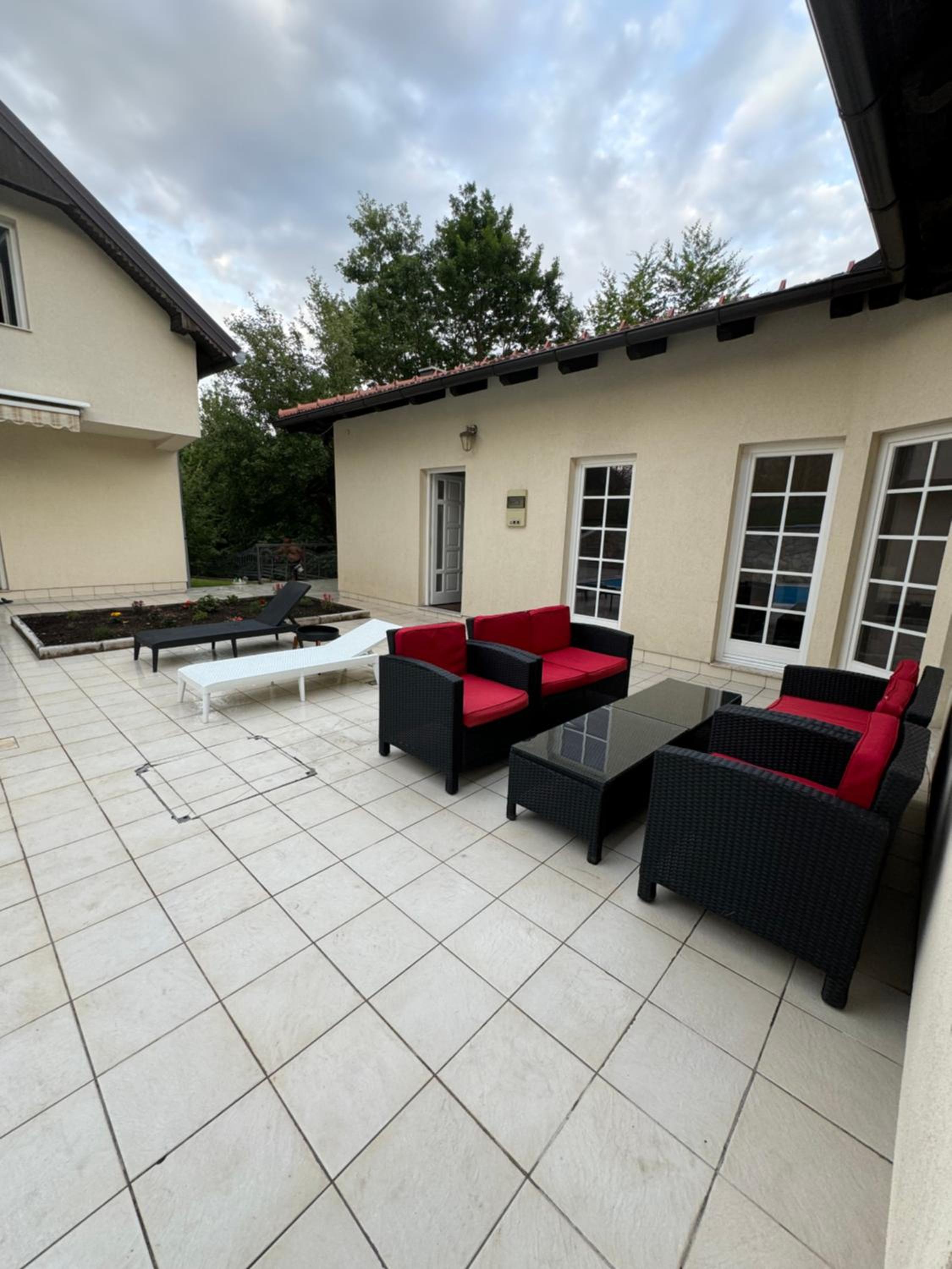 Villa RELAX Miševići