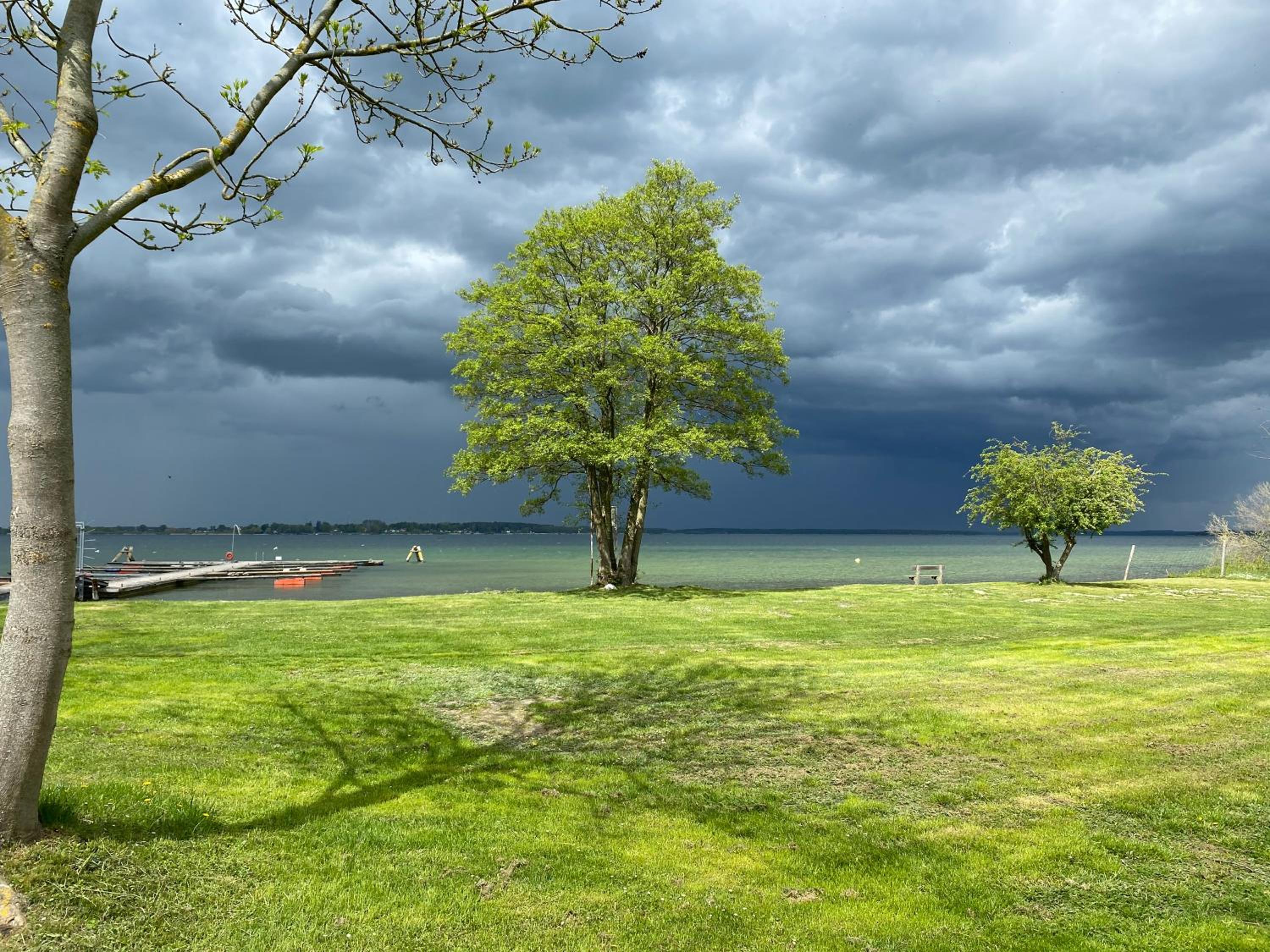 Ferienwohnung Plaue Auszeit mit Privatstrand und Bootsliegeplatz