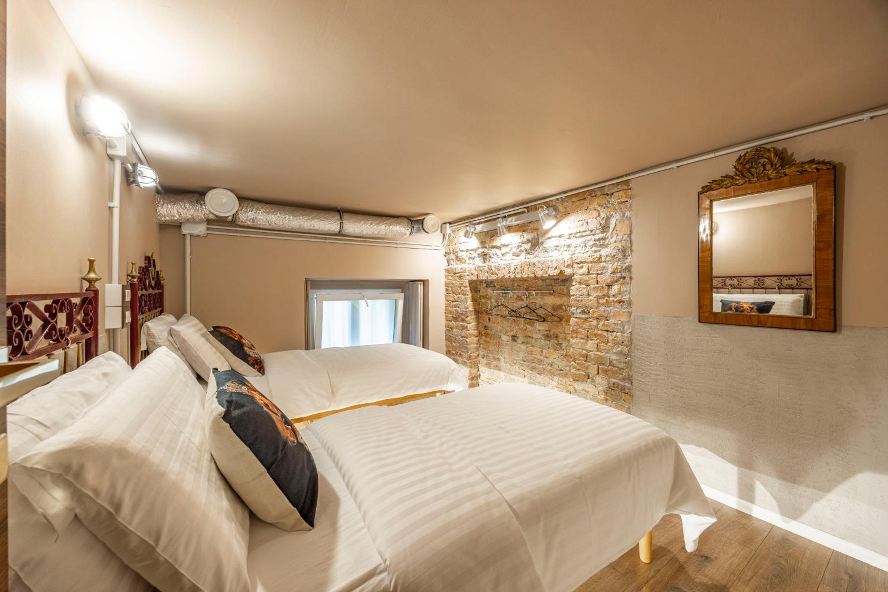 The Address Loft - Joy view 5