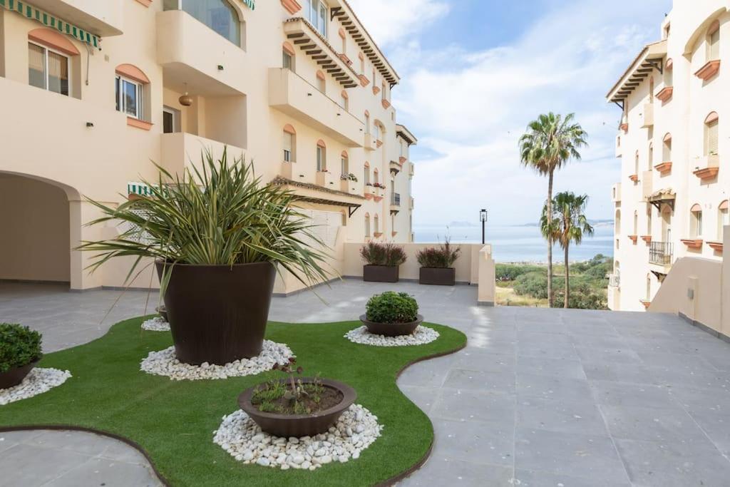 New Design Studio Apartment on the Beach