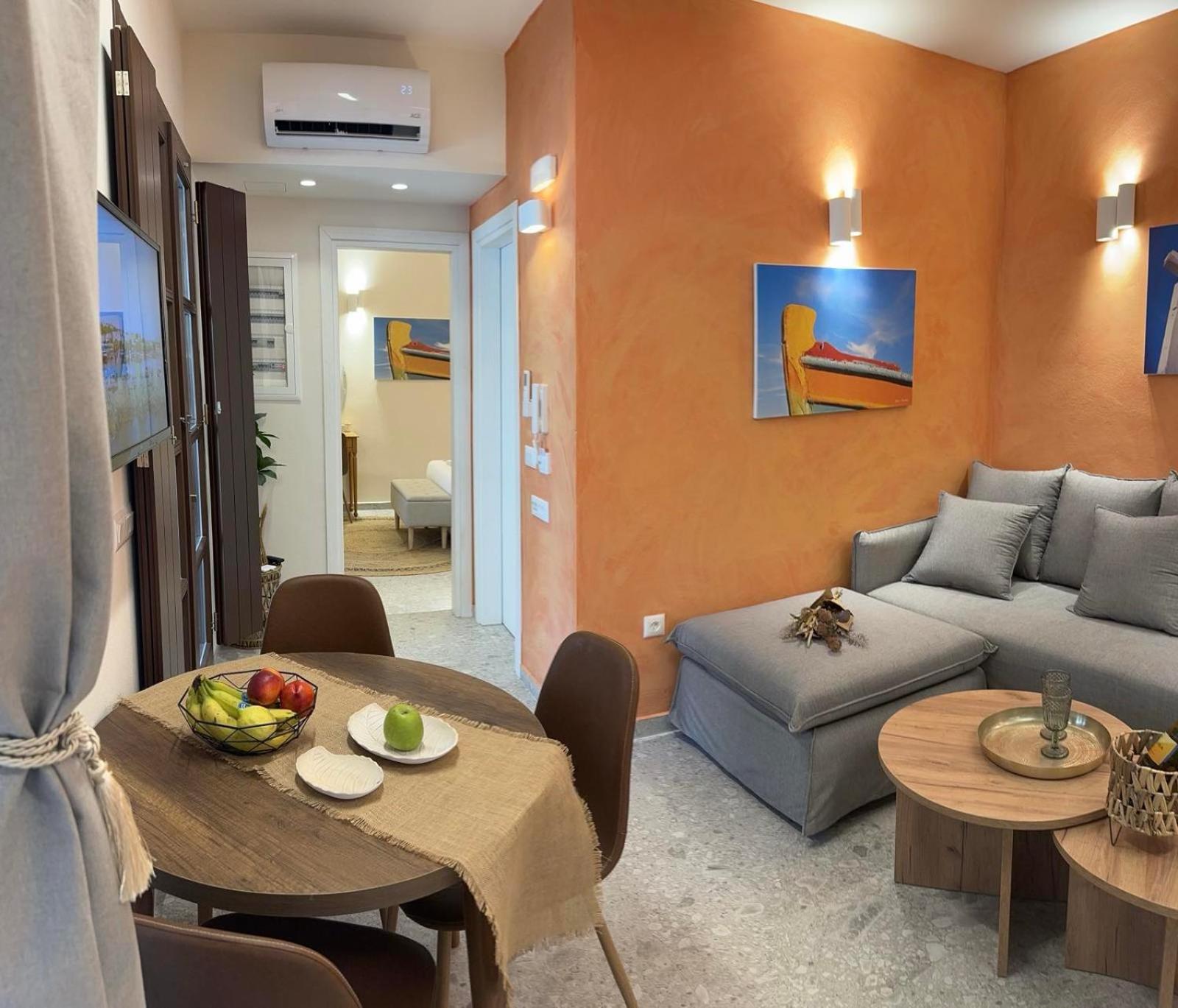 Vetus Vicinato Luxury Homes