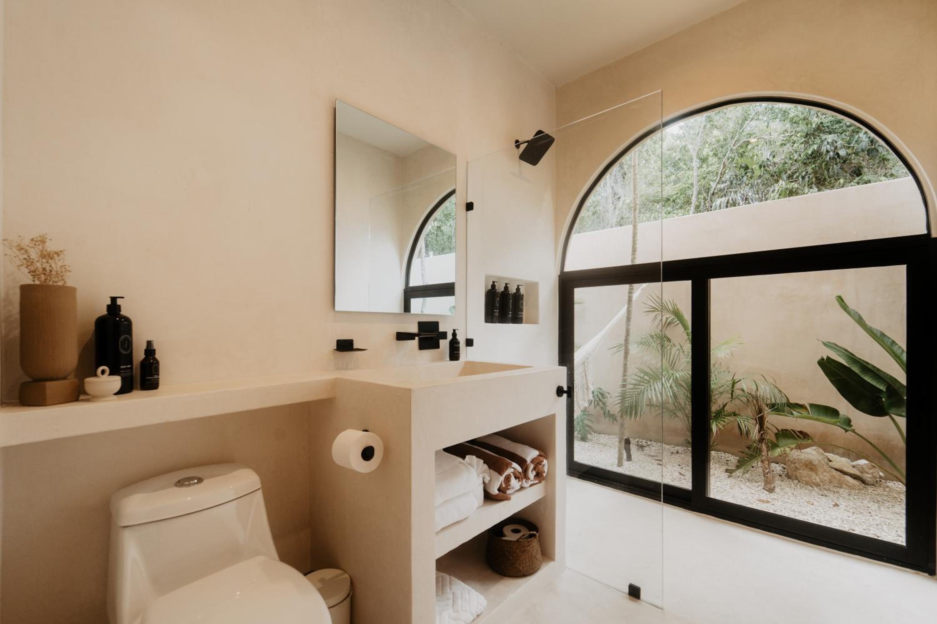 Tulipan Bohemian Villa