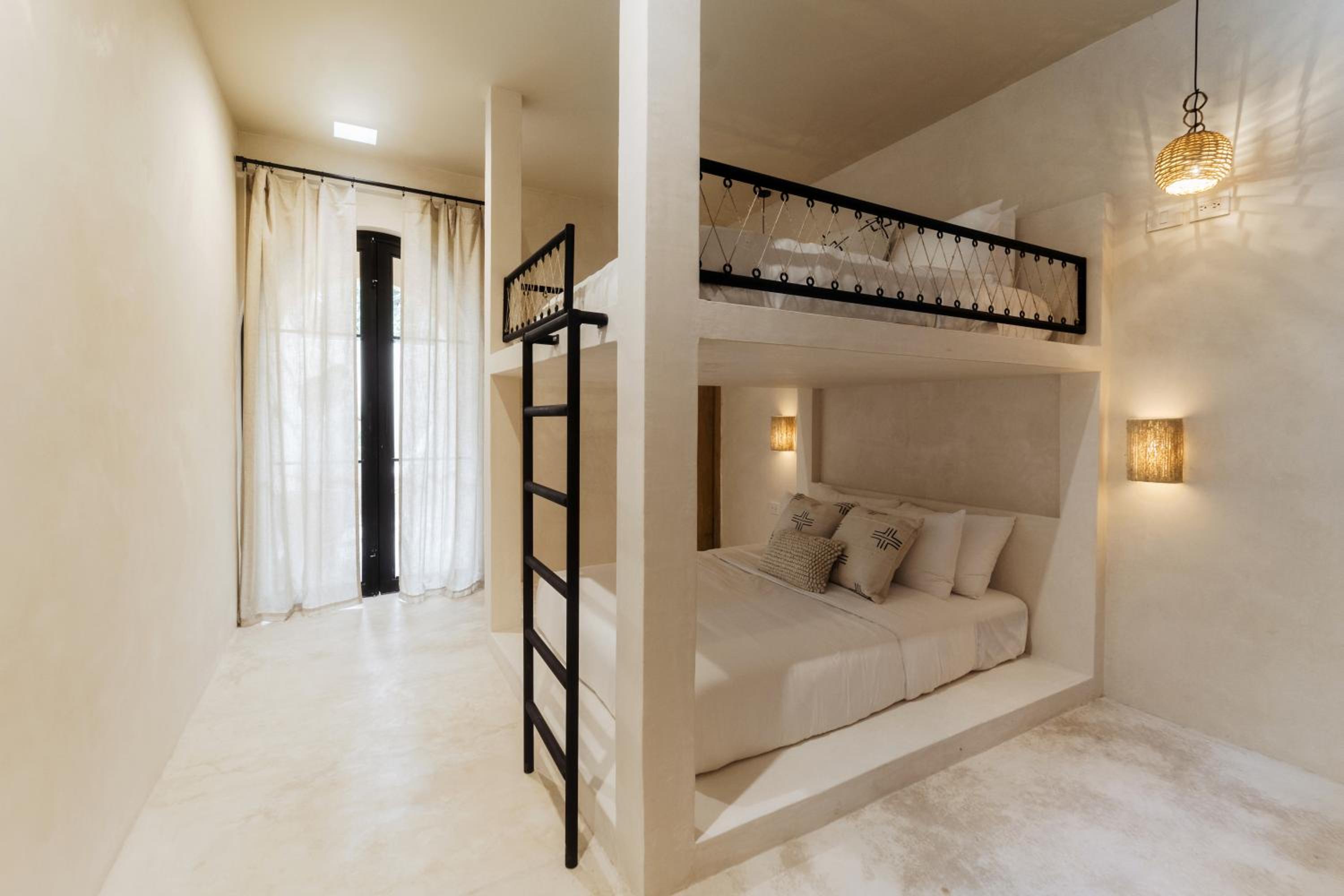 Tulipan Bohemian Villa