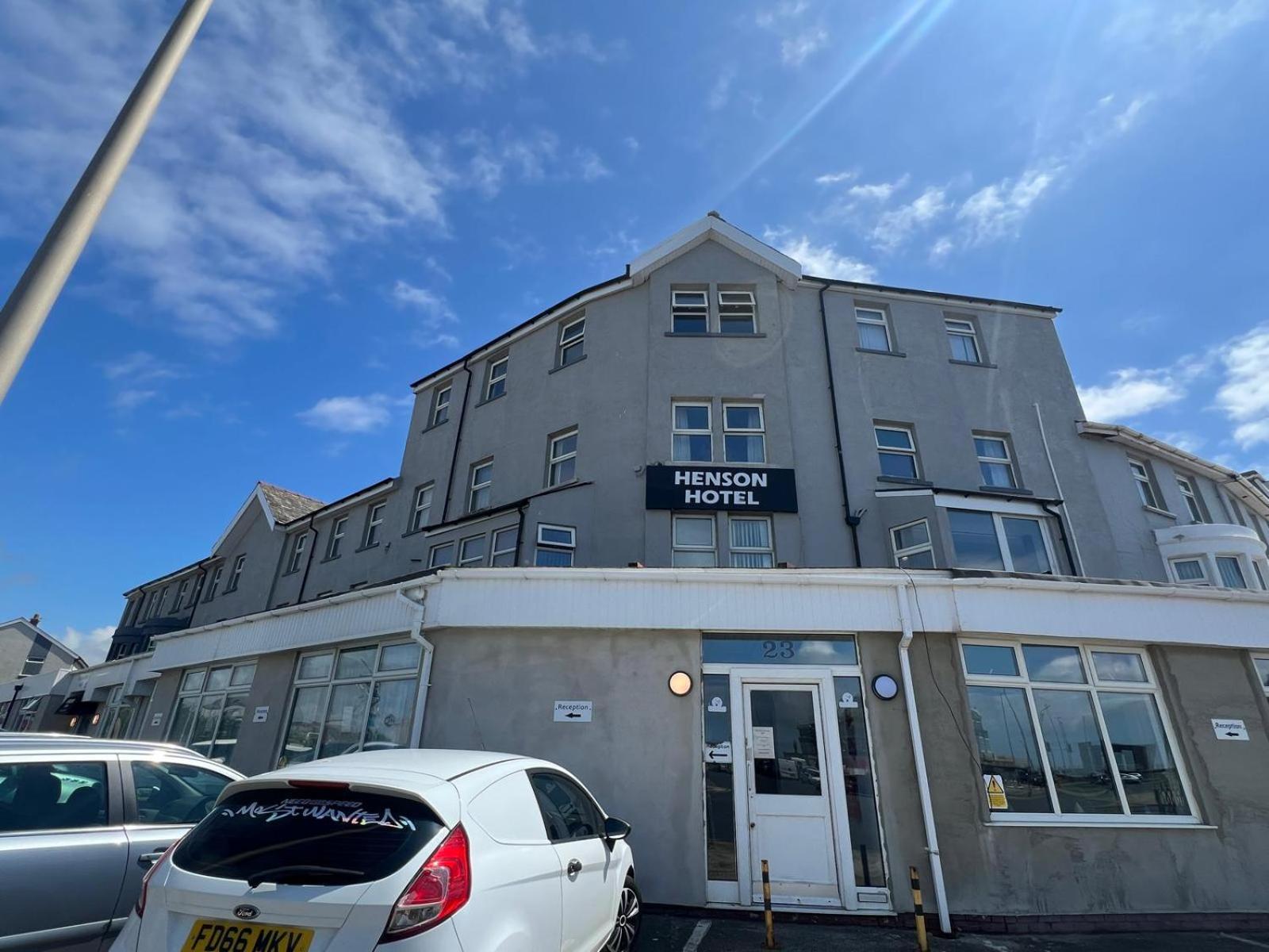 Henson hotel