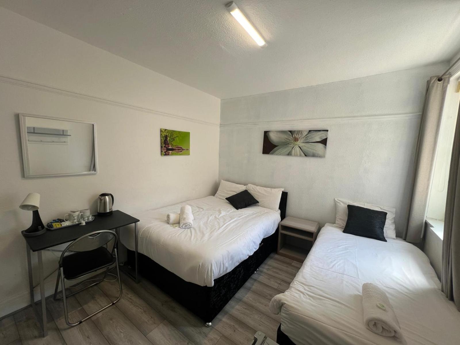 Henson hotel