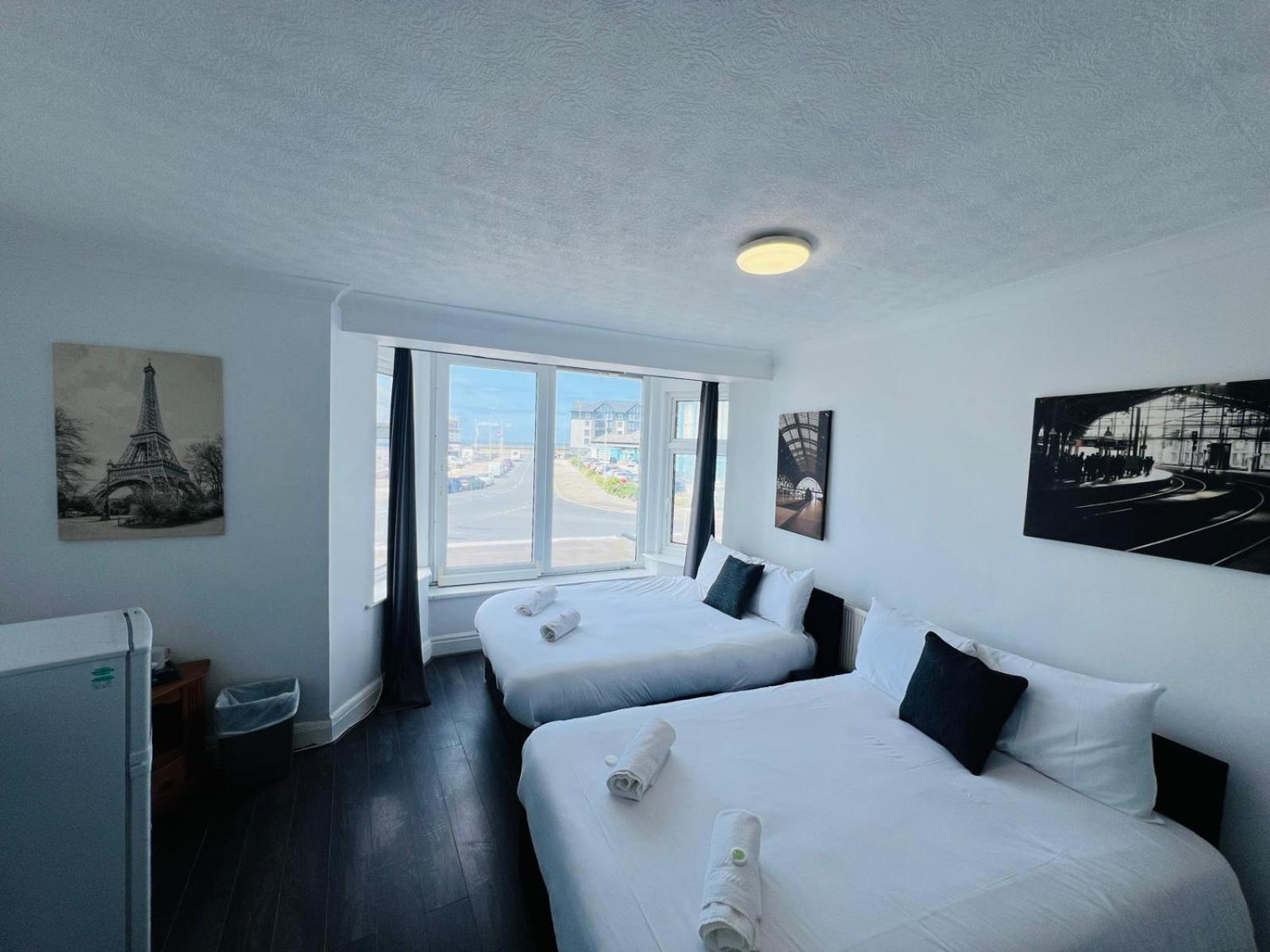 Henson hotel