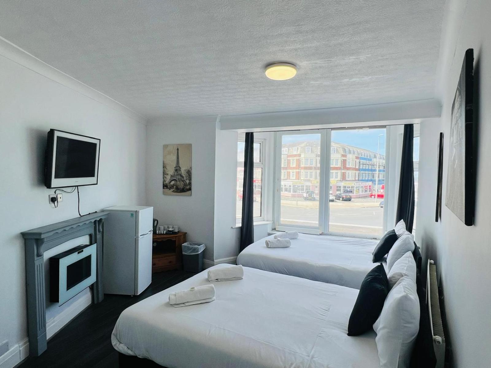 Henson hotel