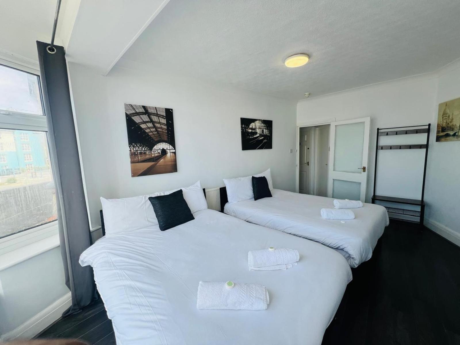 Henson hotel