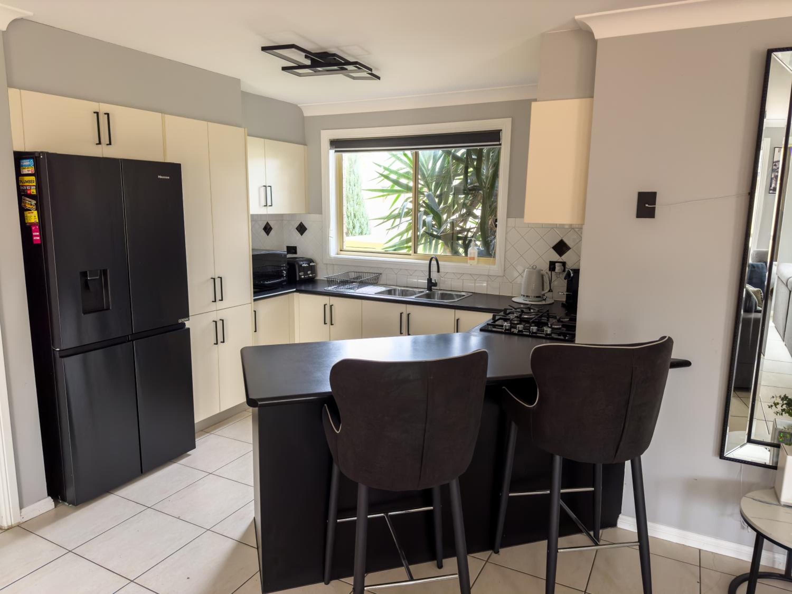 Prestons Dream Holiday 4 Bedroom