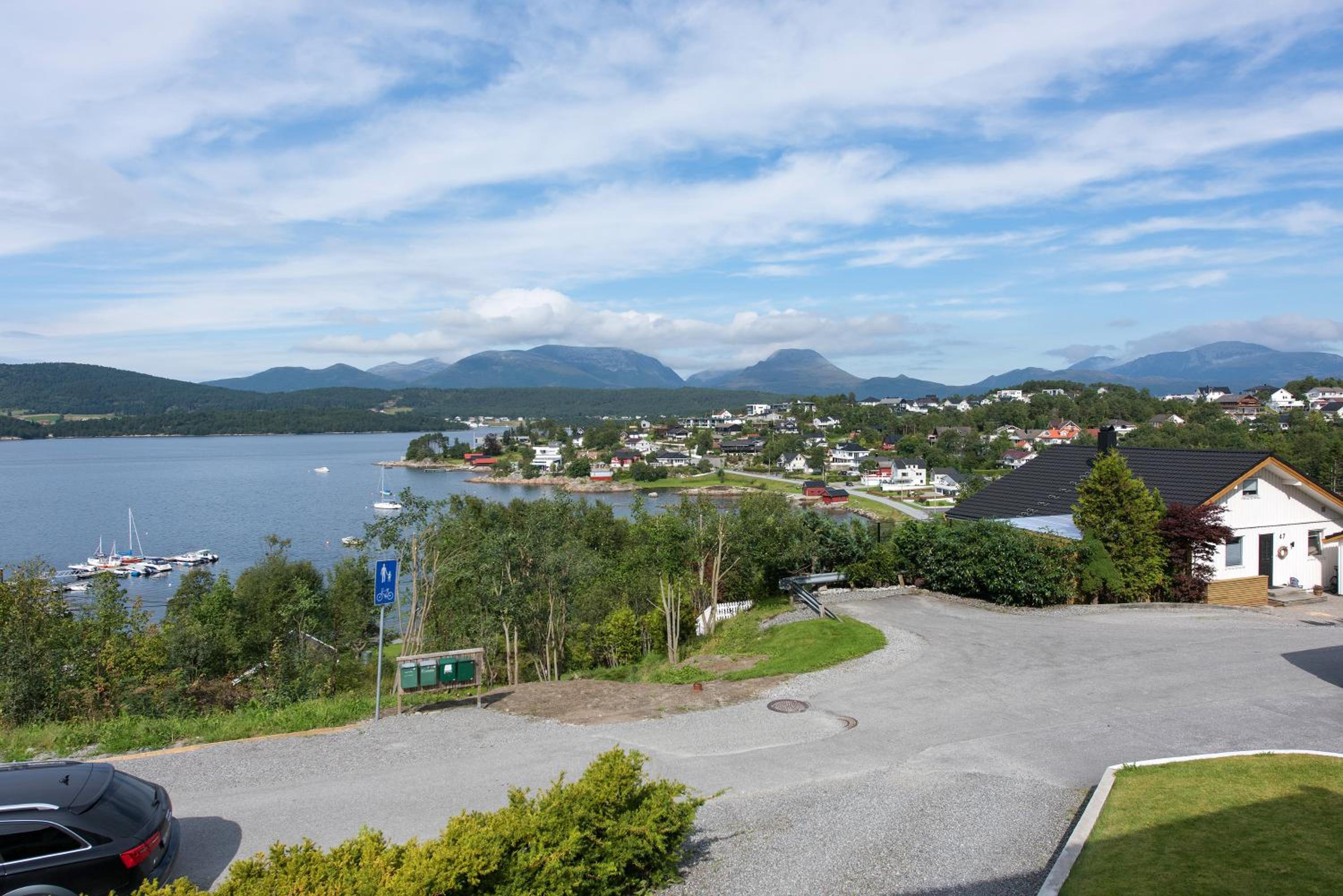 Villa med fantastisk uteplass! 10 sengeplasser! view 4