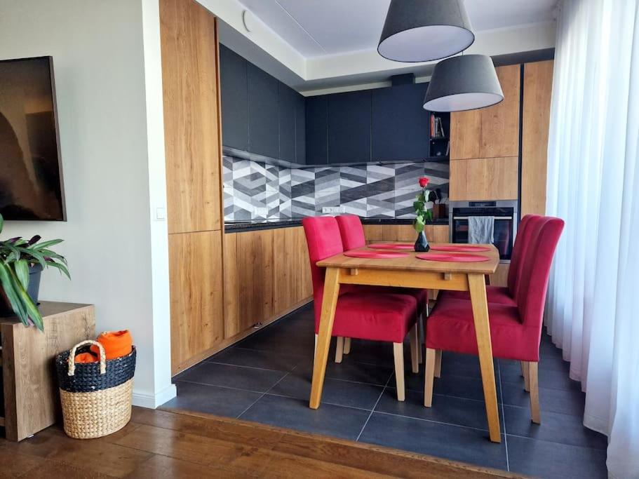 City Center Luxury Apartment with Terrace