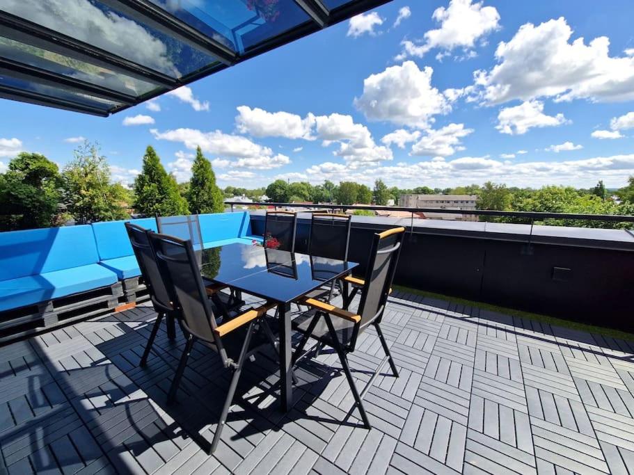 City Center Luxury Apartment with Terrace