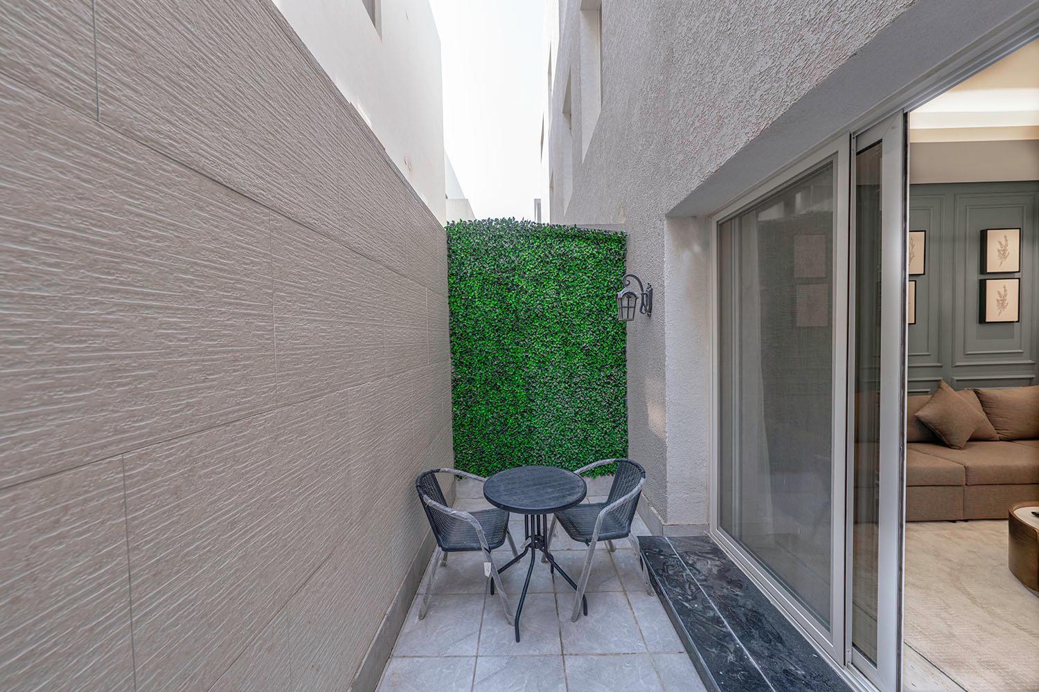 Mabaat-Deluxe 1BR-Al Narjis - 549