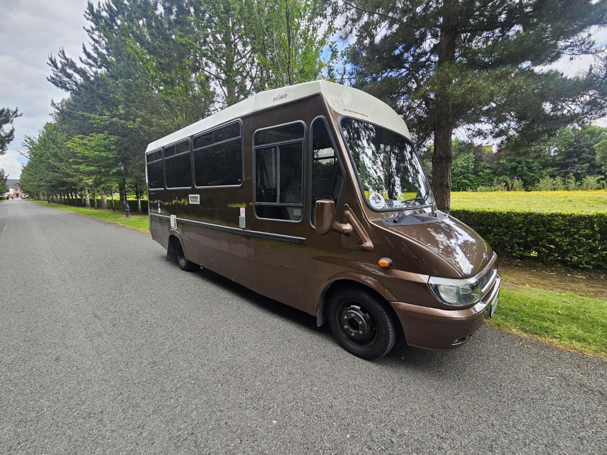 RETRO CAMPER HIRE LTD Campervan Hire Company
