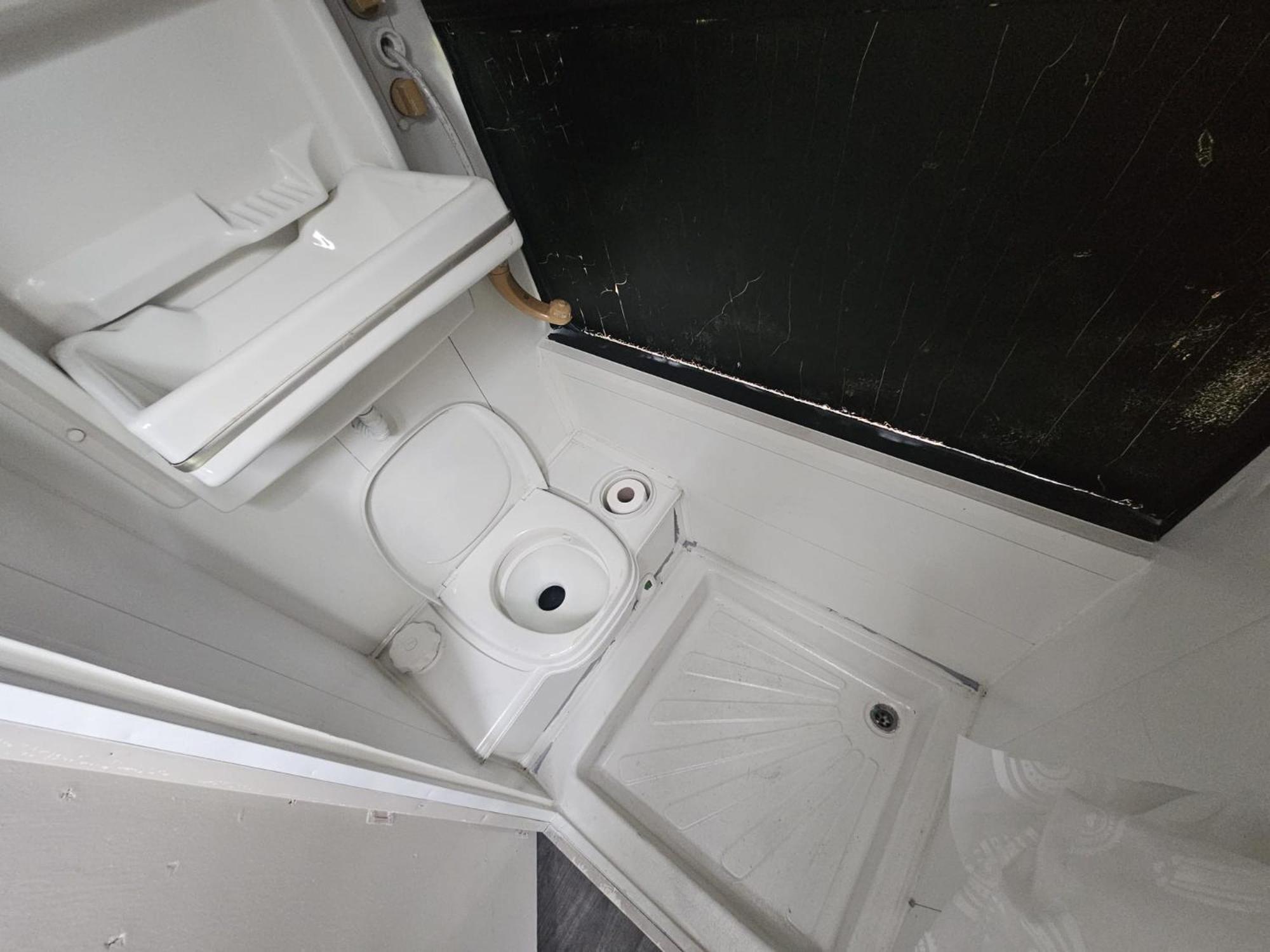 RETRO CAMPER HIRE LTD Campervan Hire Company