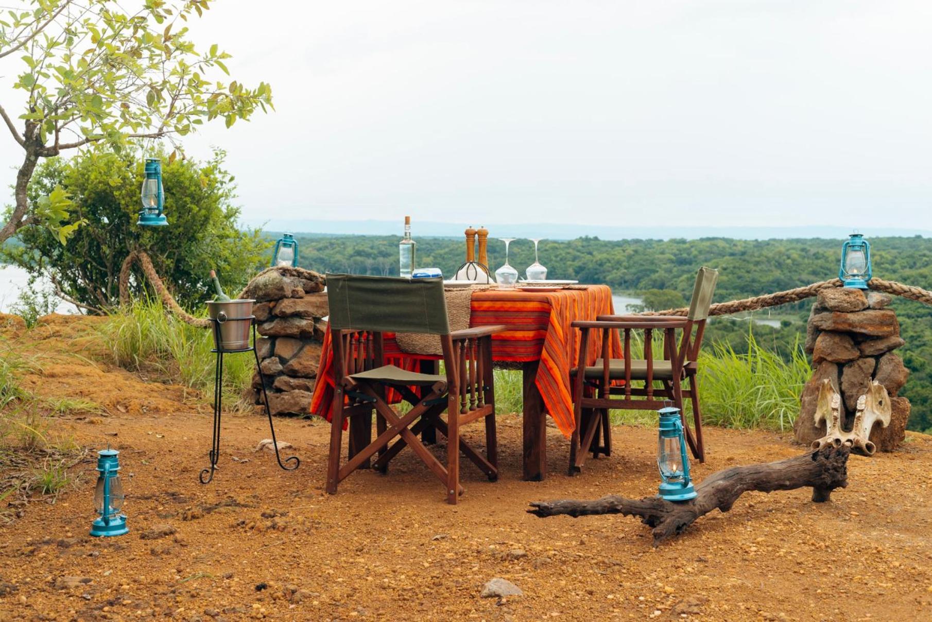 Hemingway's Luxury Tented Camp view 5
