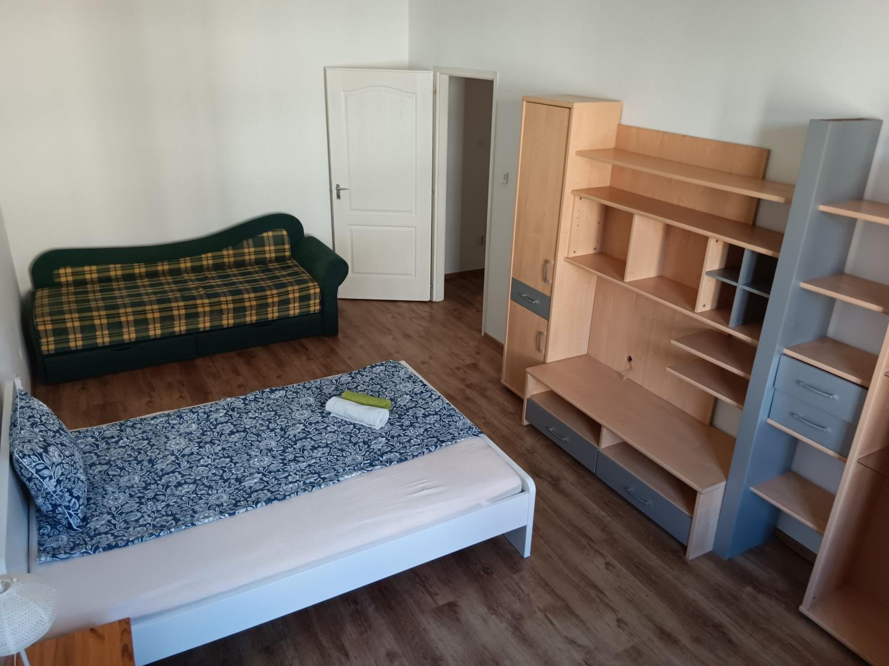 Big COZY - Skyfall Apartment 3 BDRM 6 BEDS 1&Half Baths