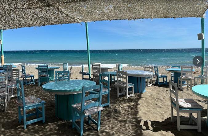 Beach and golfside apartment in Guadalmina