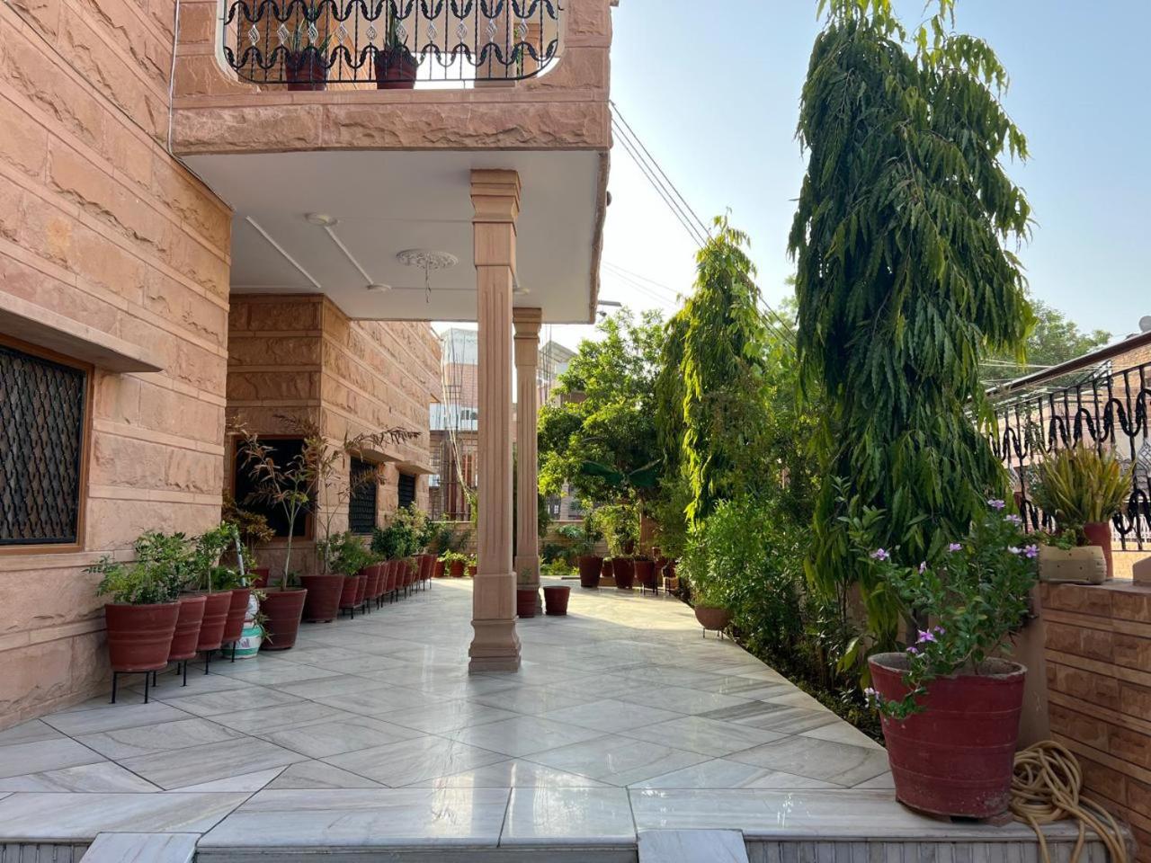 Sudarshan Homestay