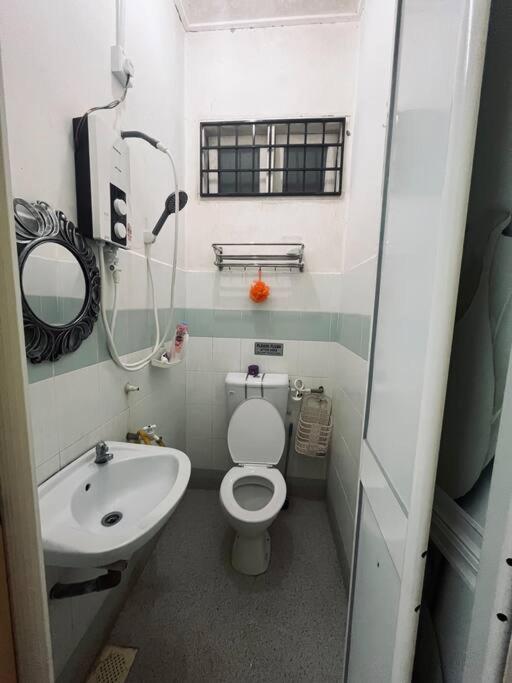 Putri Homestay Bungalow at UMK Pengkalan Chepa photo 3