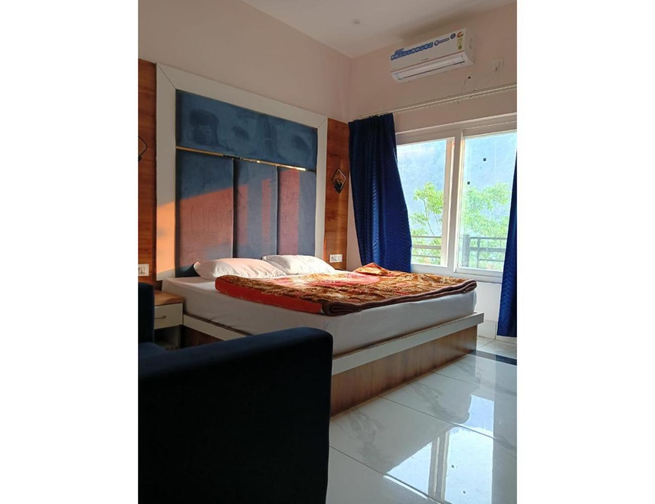 Hotel Aradhya Ganga, Netala view 4
