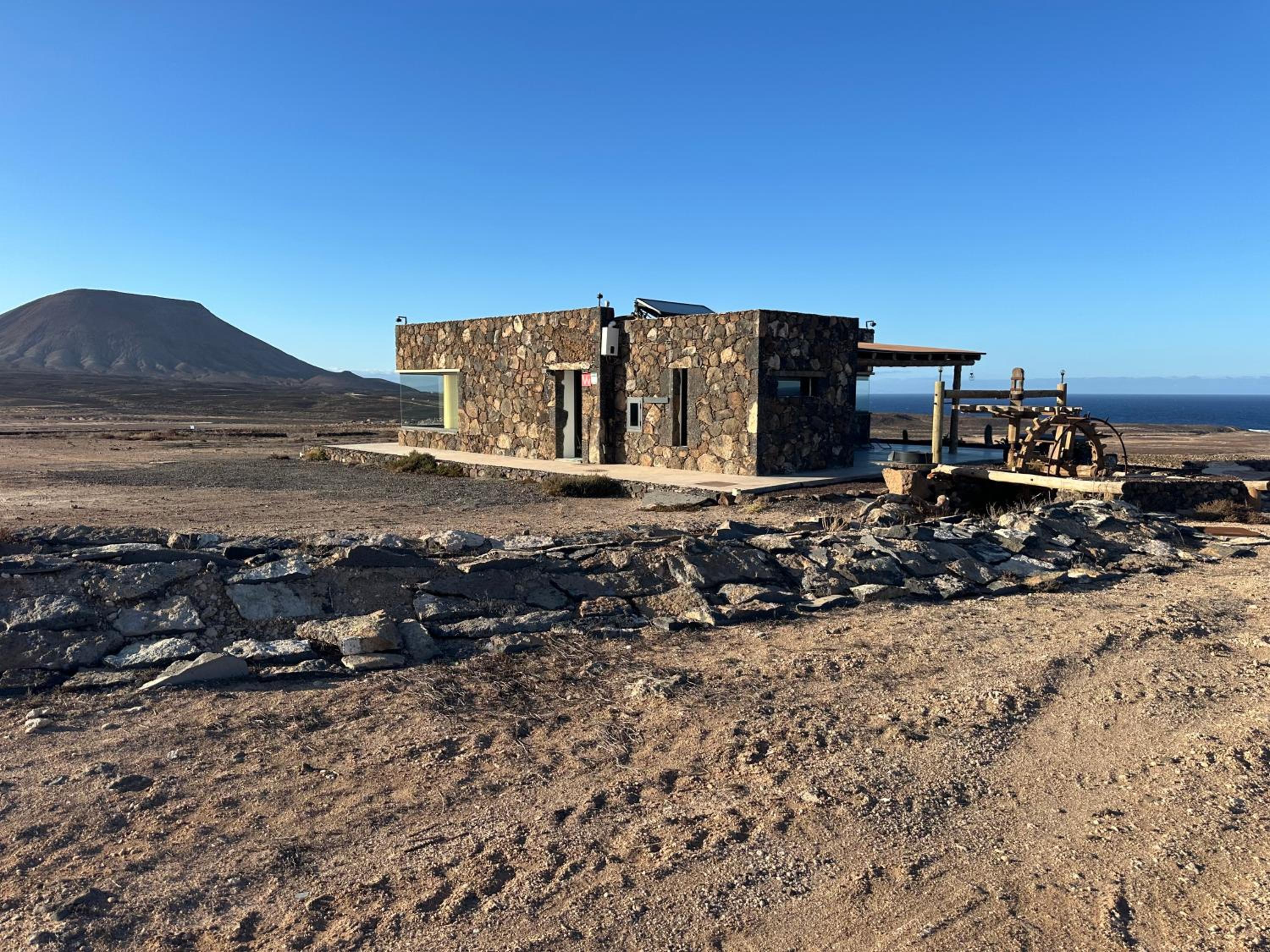Casita Tahona con vistas de infarto al mar y volcanes con absoluta privacidad