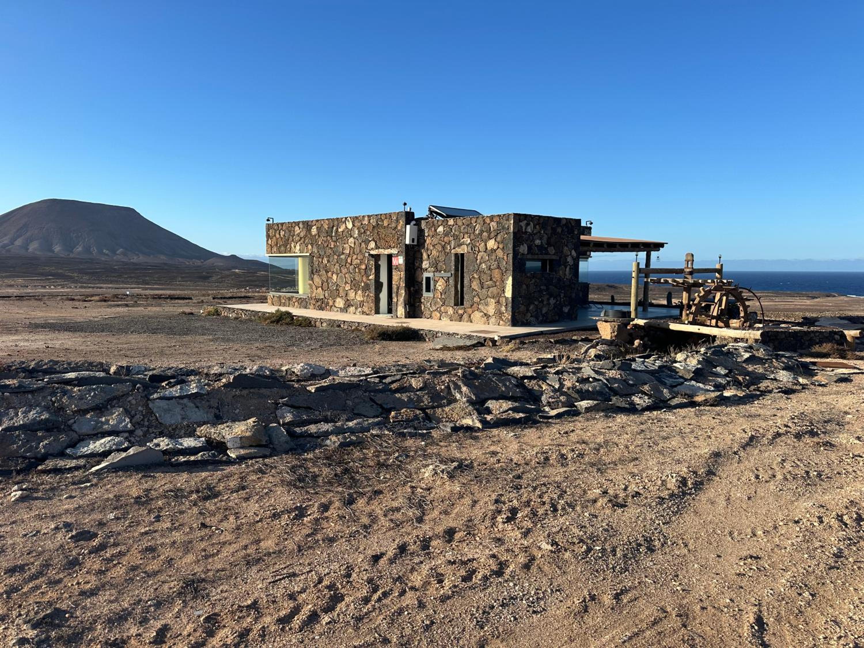 Casita Tahona con vistas de infarto al mar y volcanes con absoluta privacidad