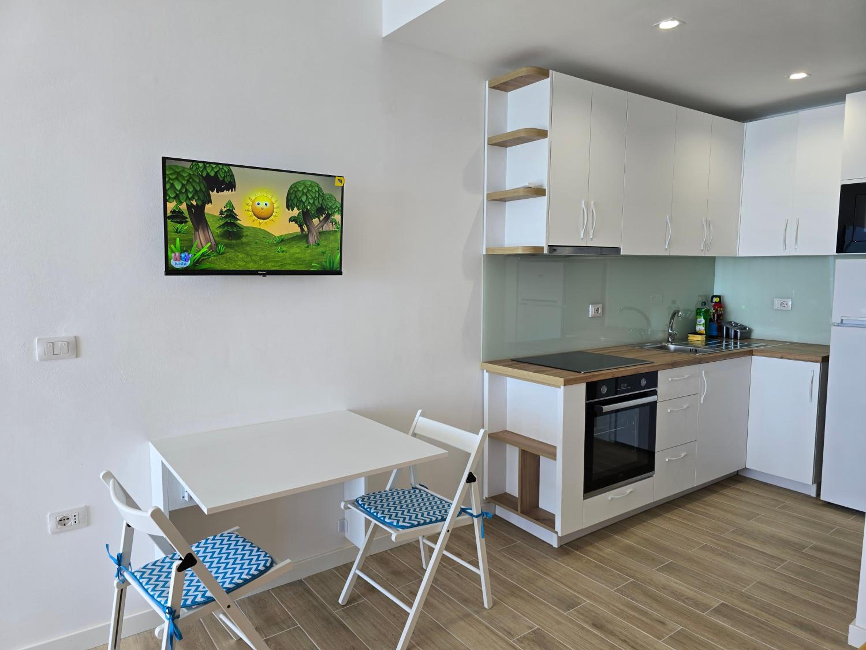 Seaviews Studio Apartment
