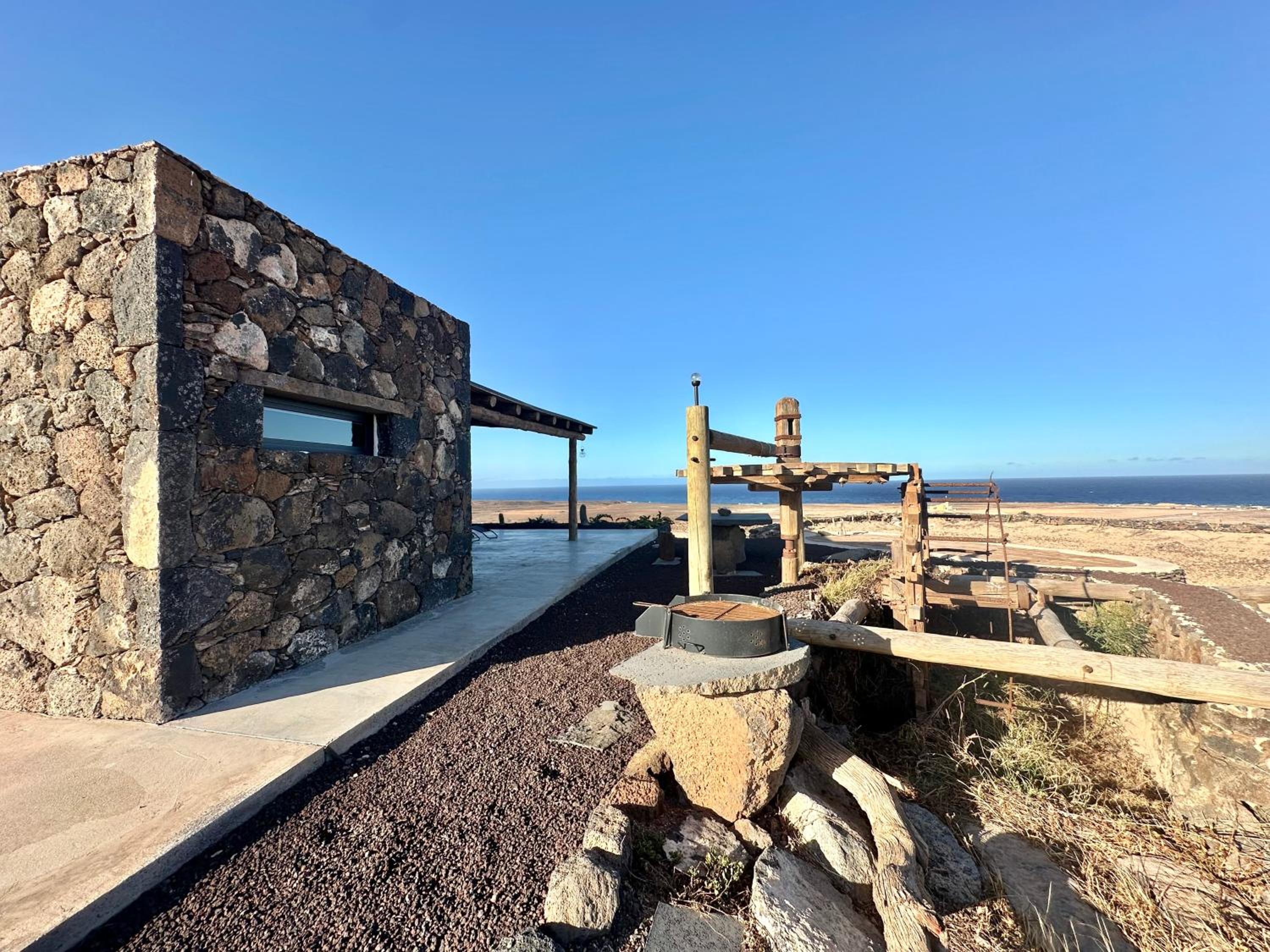 Casita Tahona con vistas de infarto al mar y volcanes con absoluta privacidad