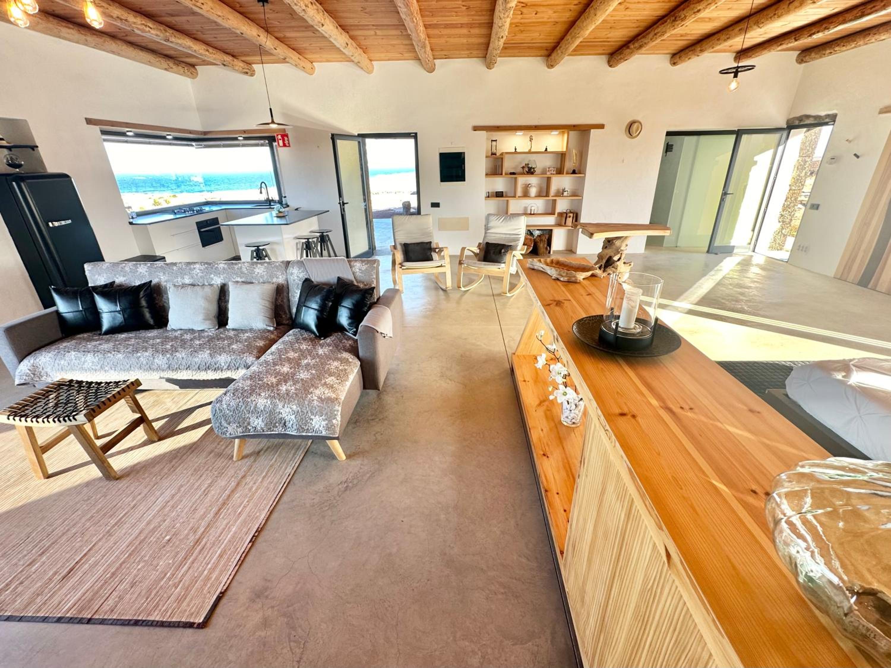 Casita Tahona con vistas de infarto al mar y volcanes con absoluta privacidad