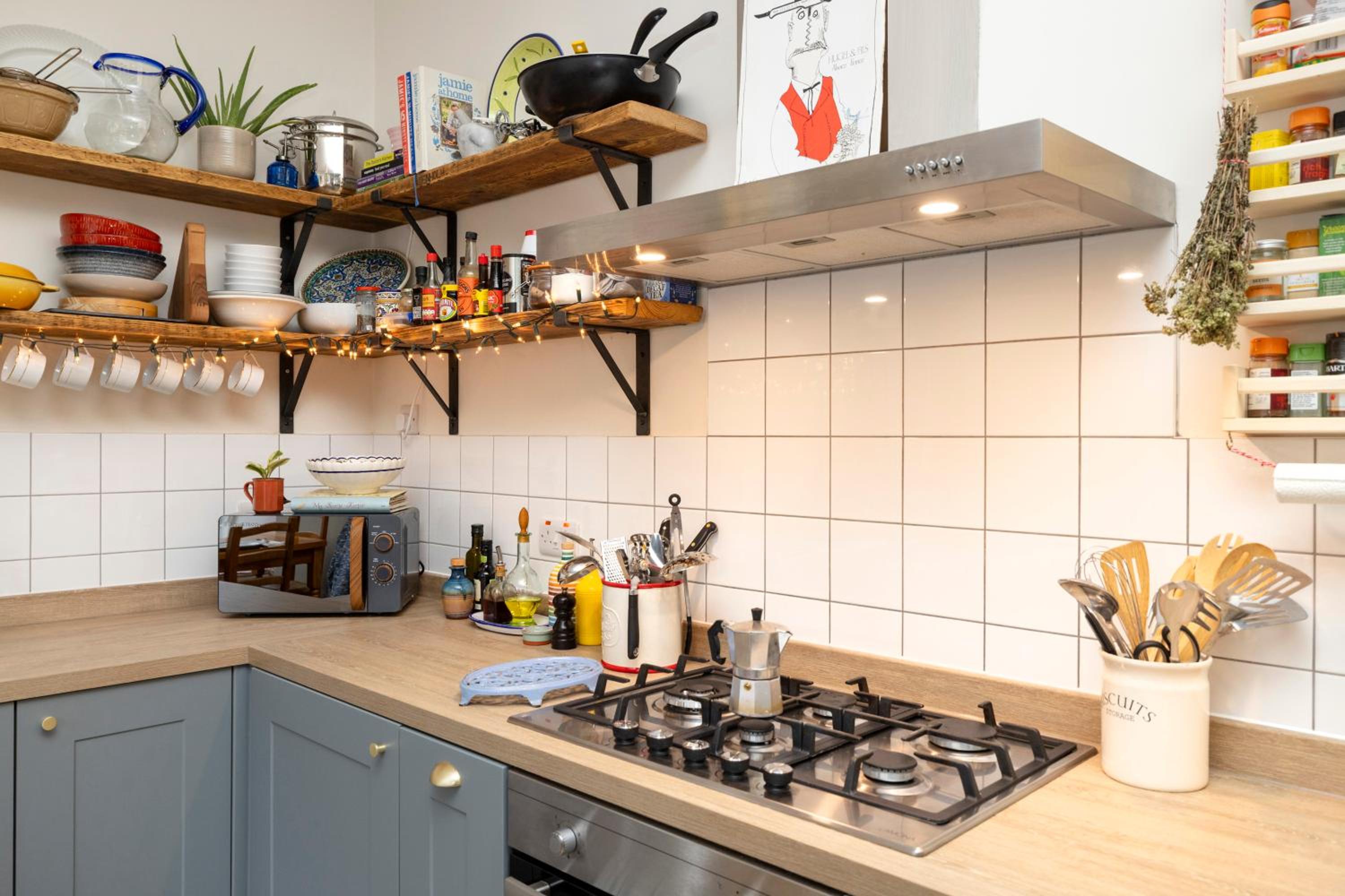 Inspiring 2-Bedroom Edinburgh Apartment photo 3