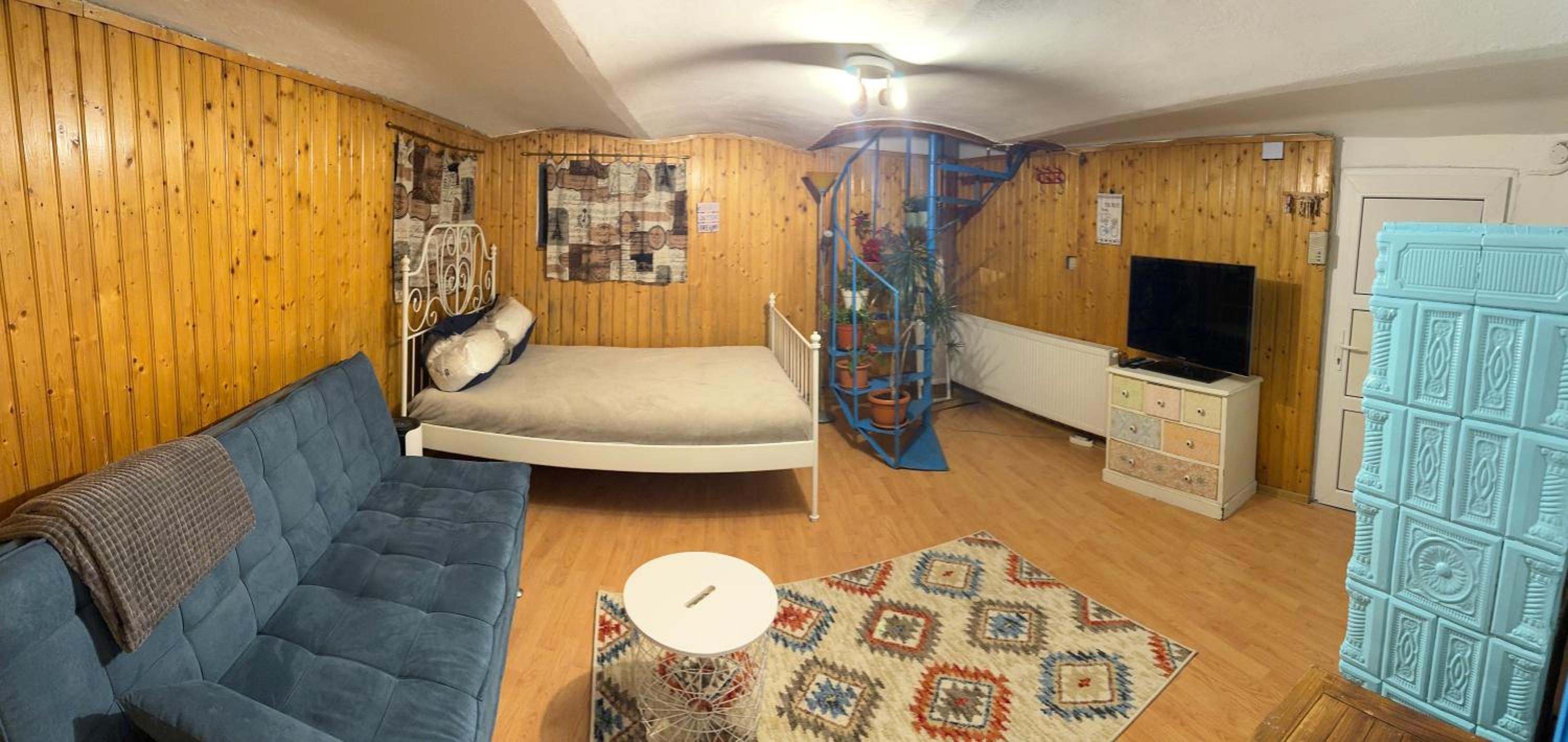 Hilltop Retro Home