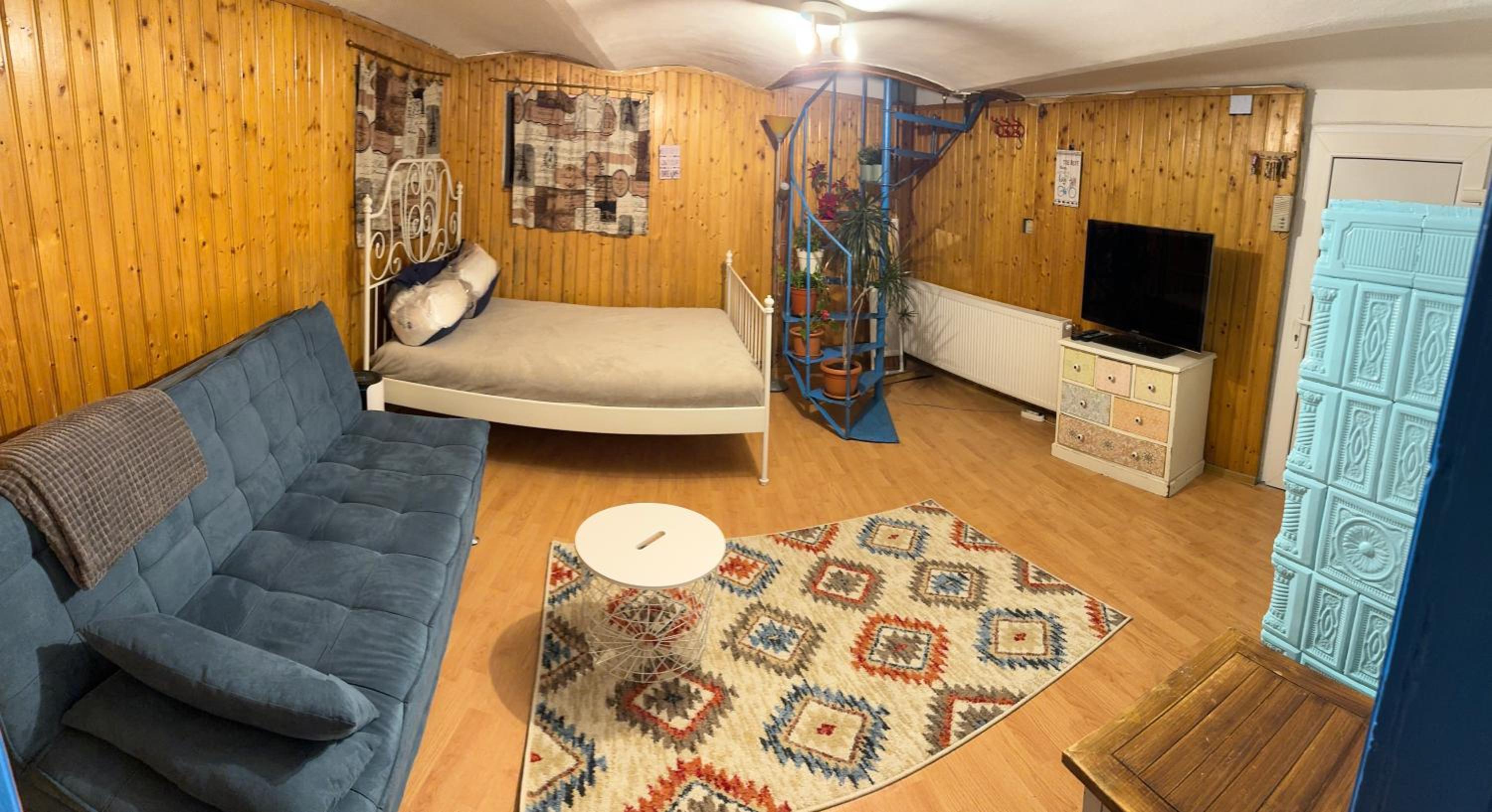 Hilltop Retro Home
