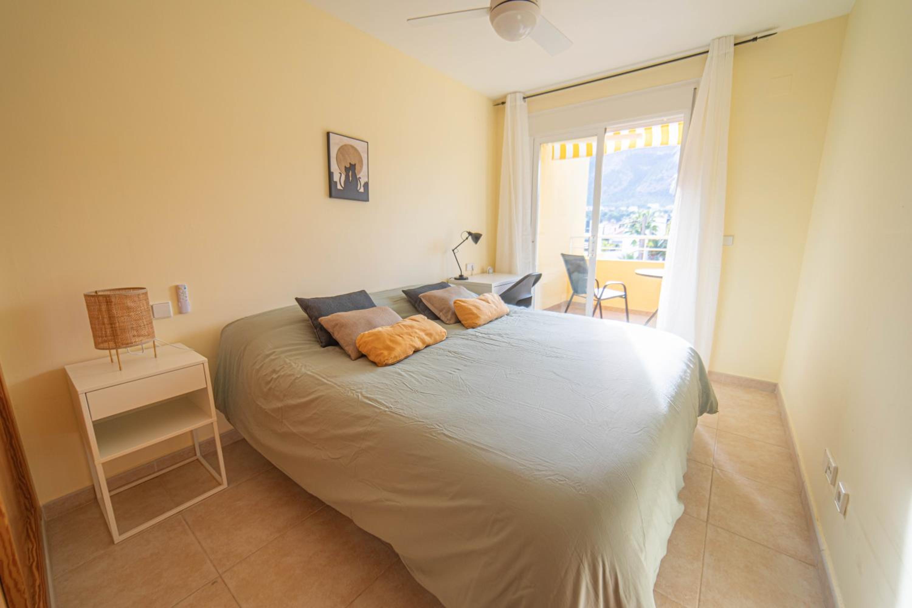 Apartamento orientación sur en Albir