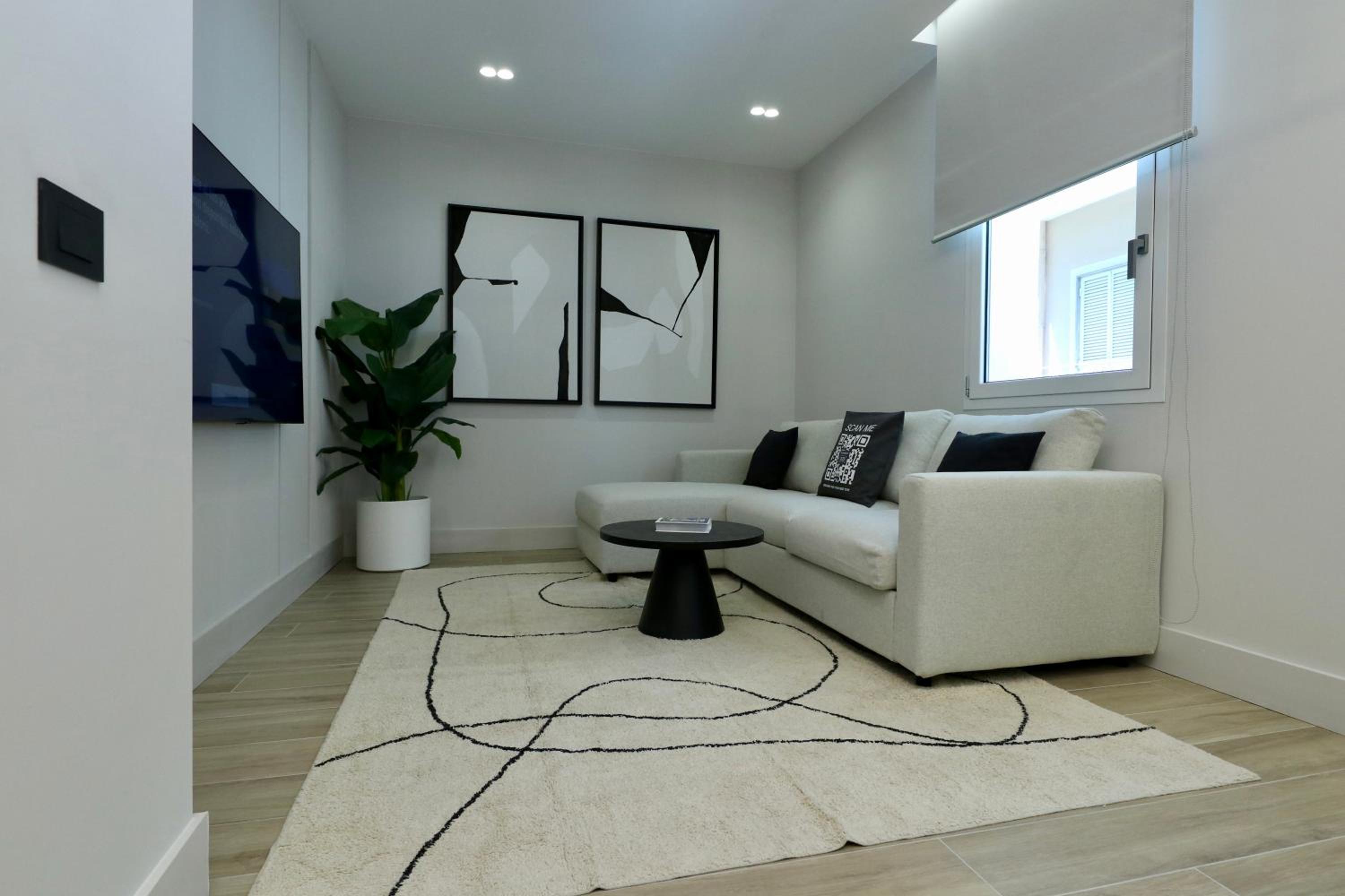 Garibaldi Suite 3 Renovated 1BR Apartment, Old Town Olbia view 5