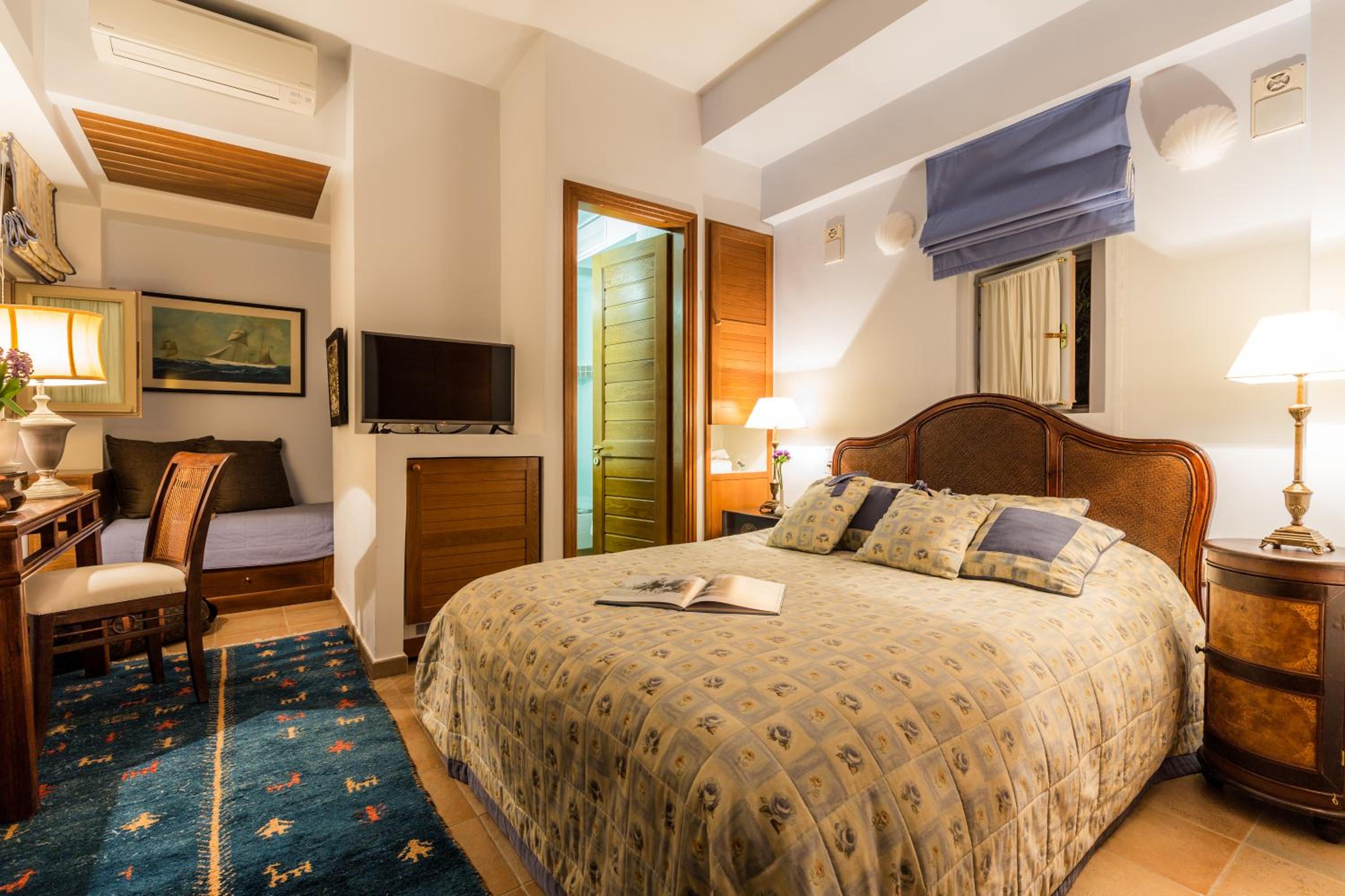 Gardenia Junior Suite In Epidavros with Shared Pool photo 2