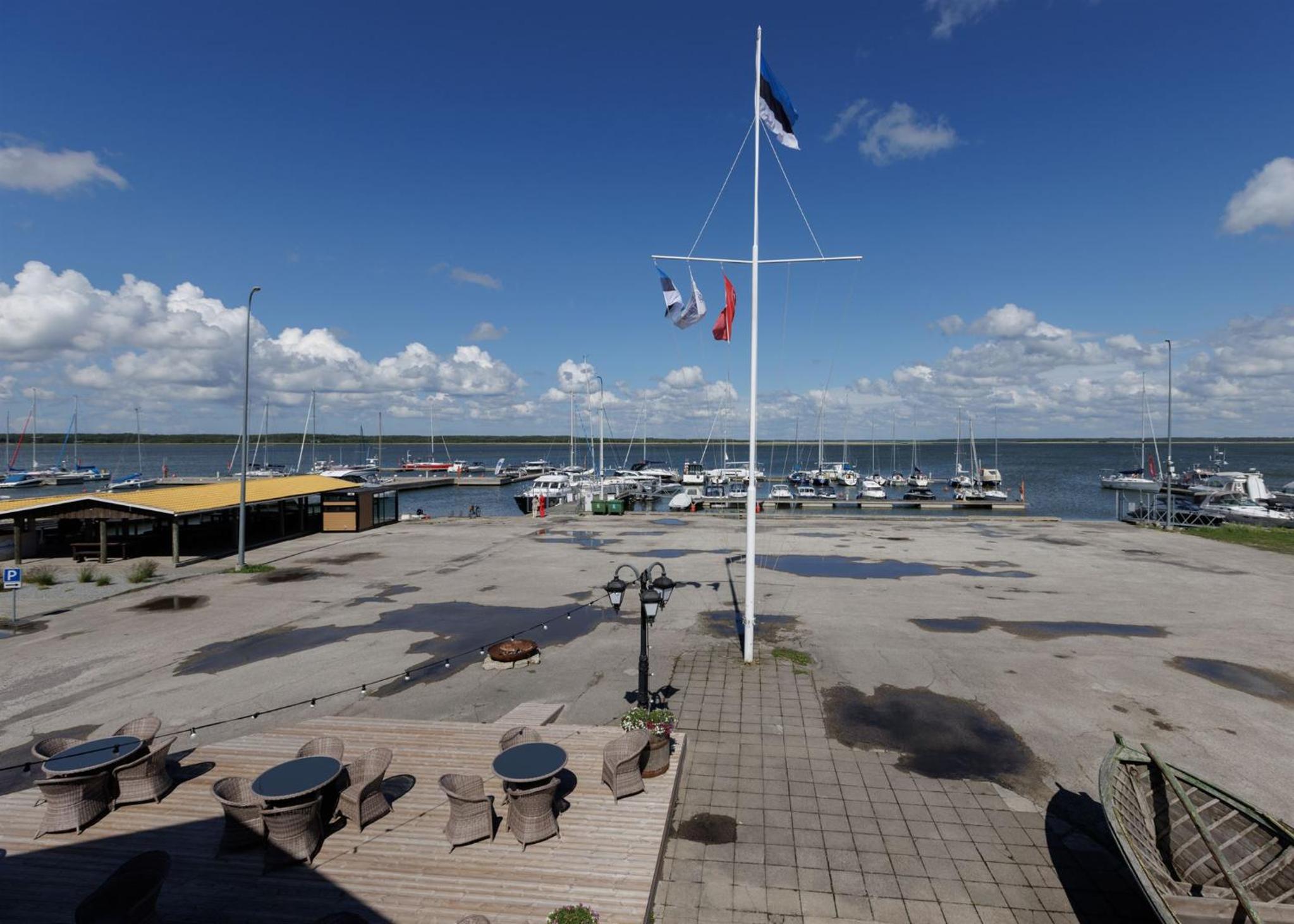 Grand Holm Marina Kipperi apartment