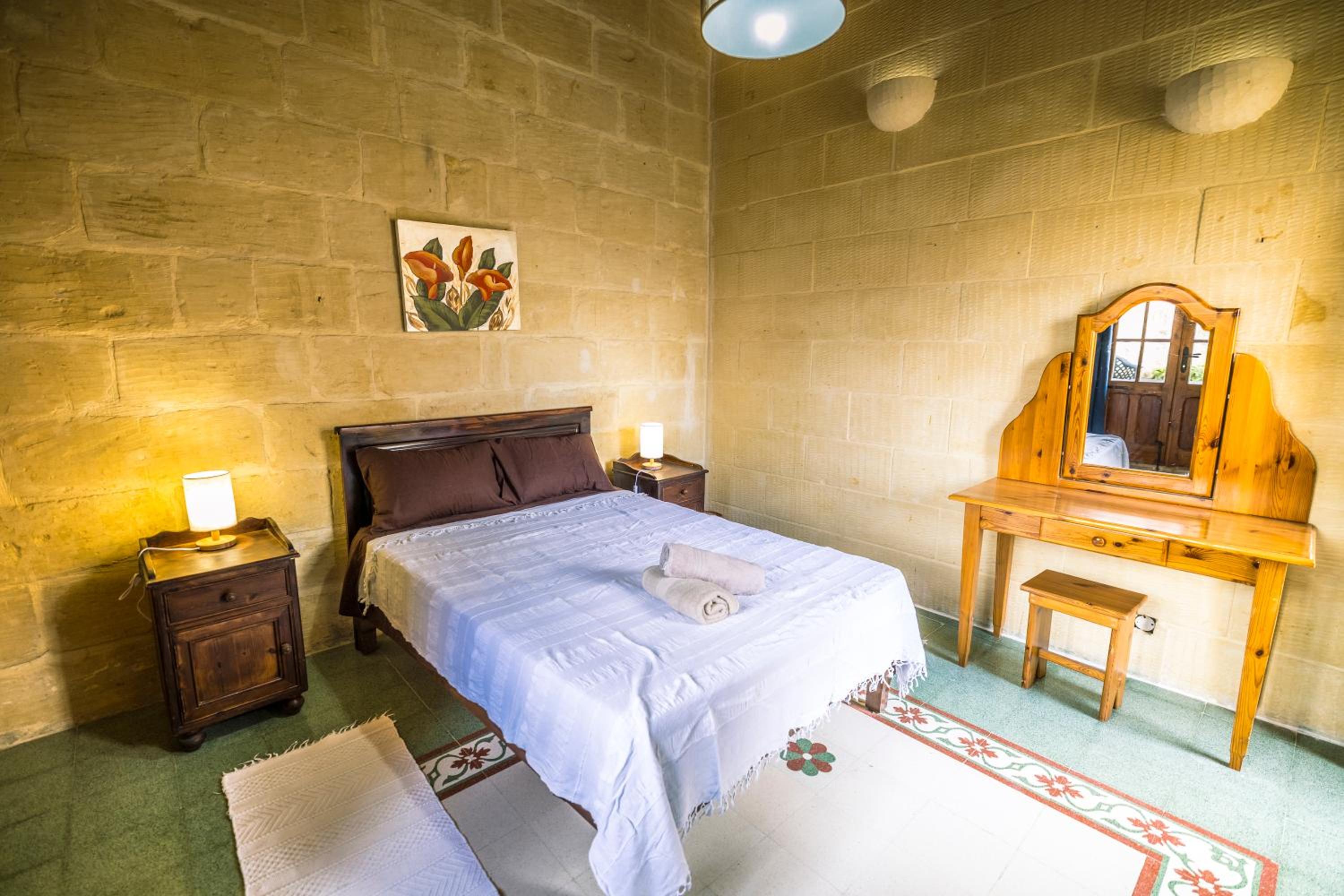 Caqsi Farmhouses