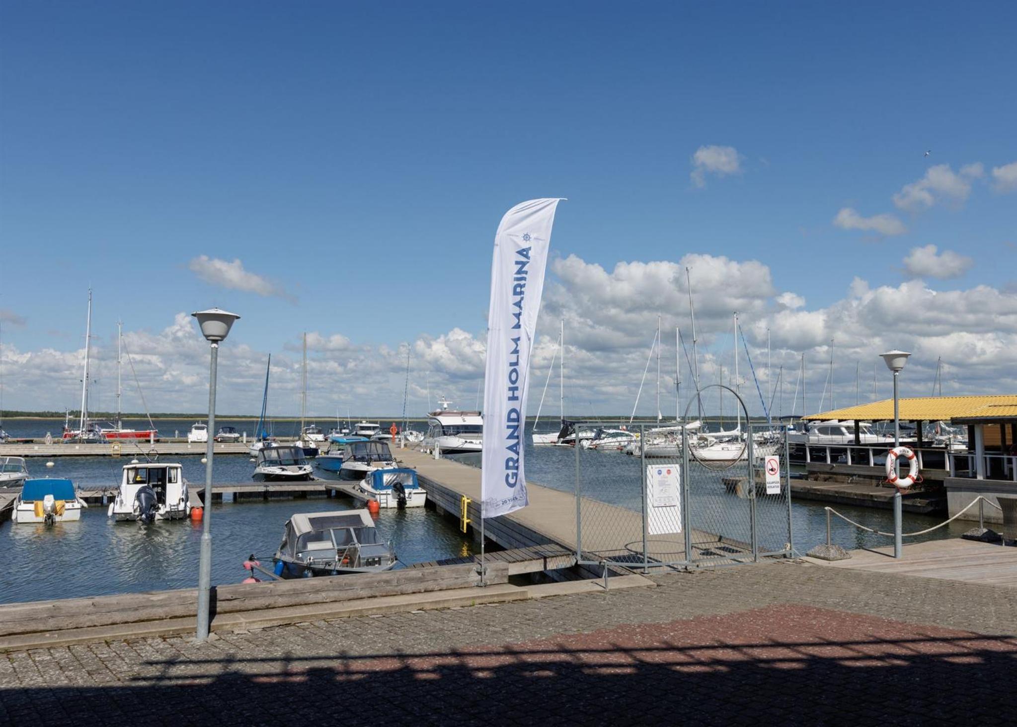 Grand Holm Marina Kapteni apartment