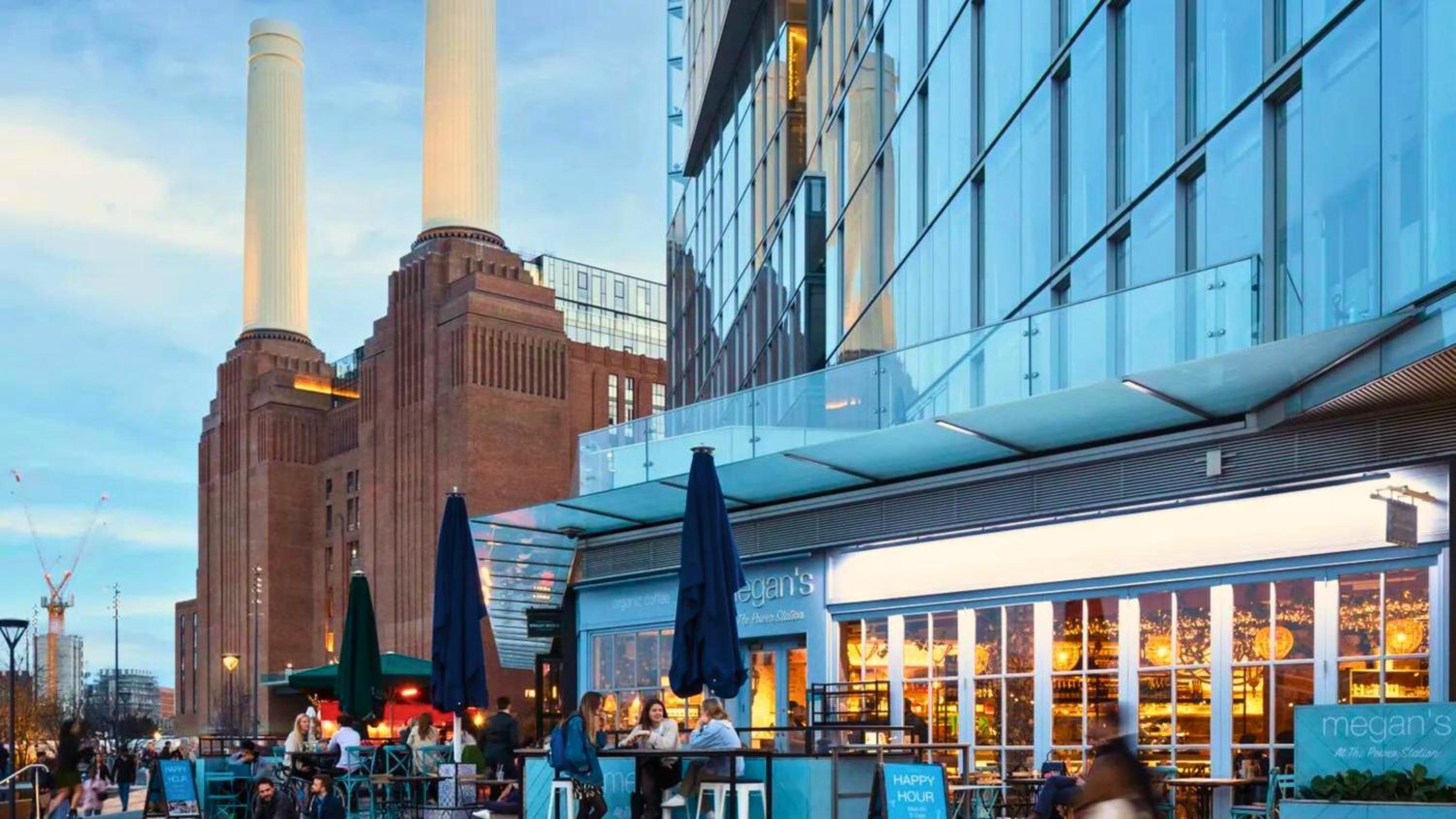 Luxury London Stays - City Views - Battersea Power Station & 1GB wifi