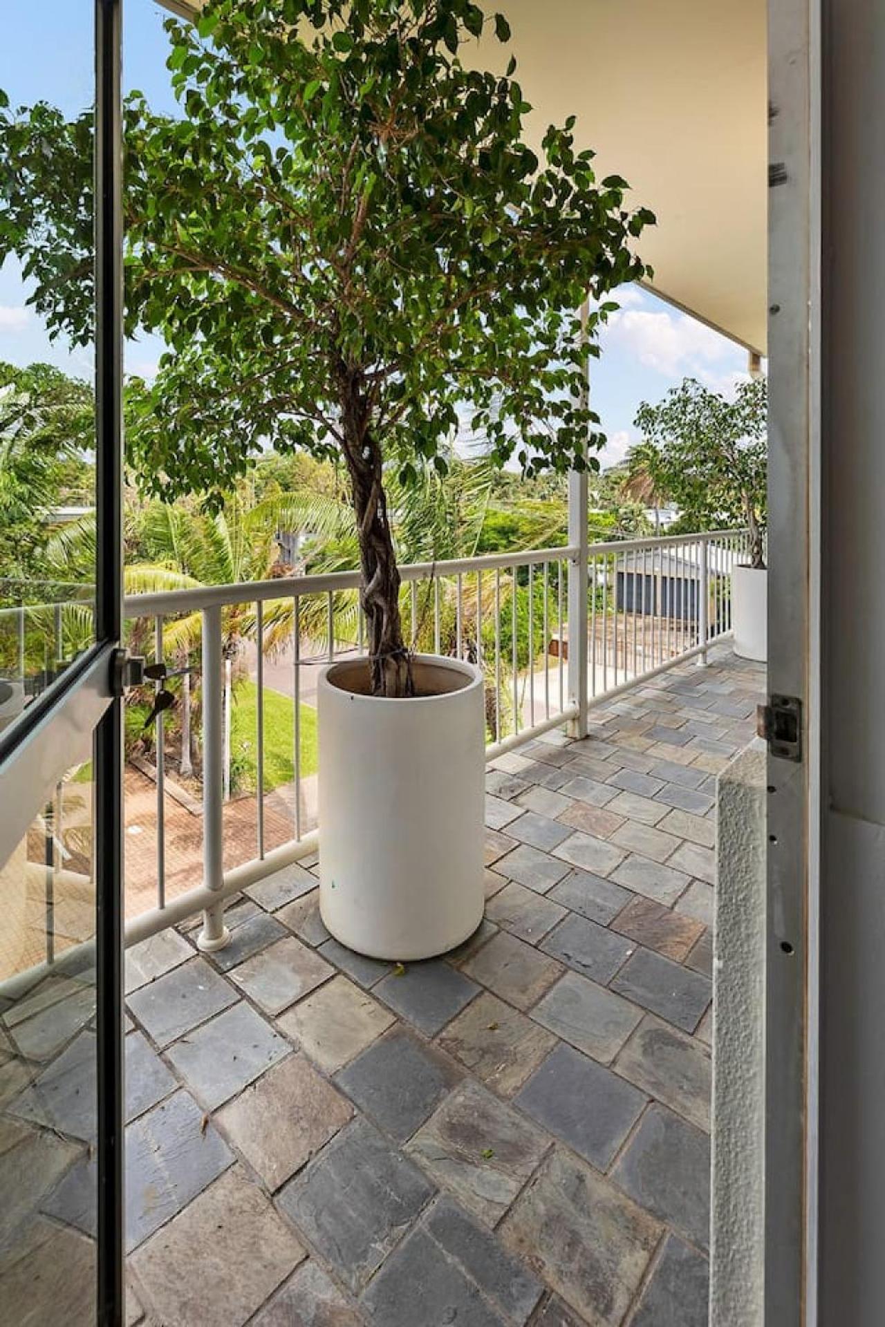 Seaside Escape - 1BR Hideaway