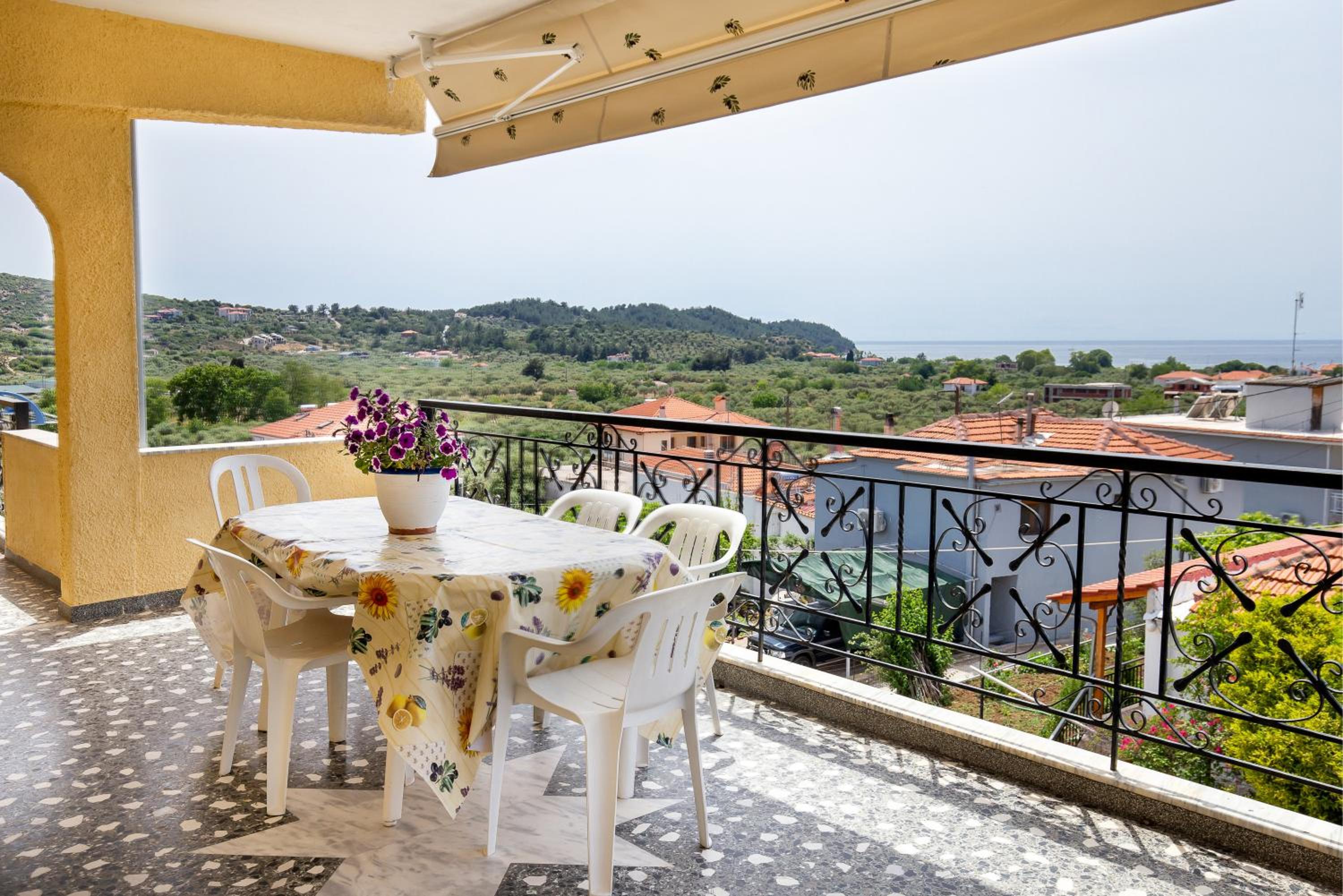 PANORAMA